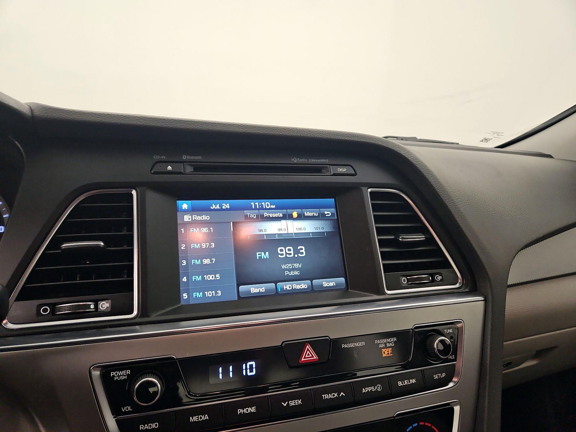 Thumbnail: 2016 Hyundai Sonata - 15
