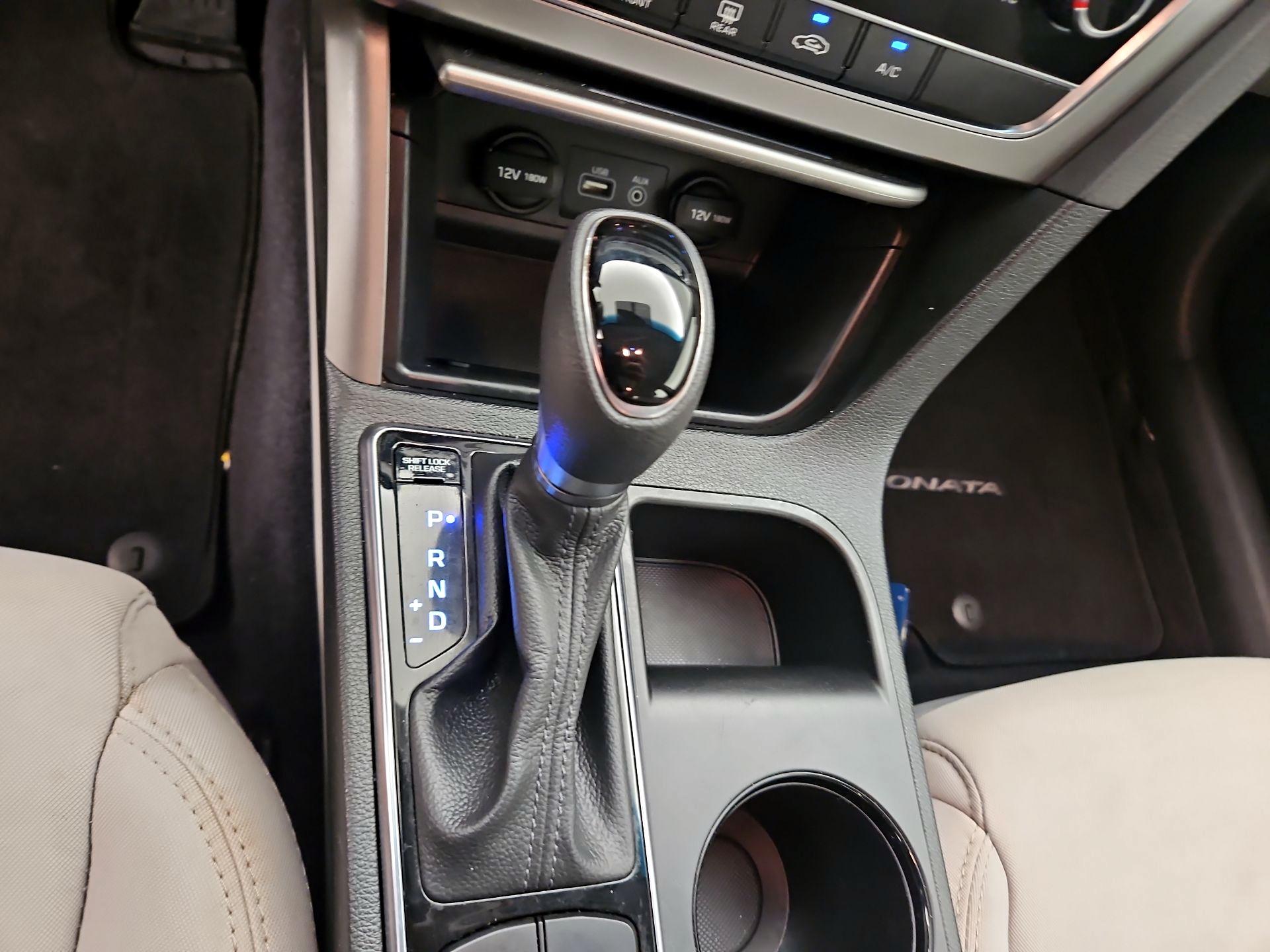 Thumbnail: 2016 Hyundai Sonata - 17