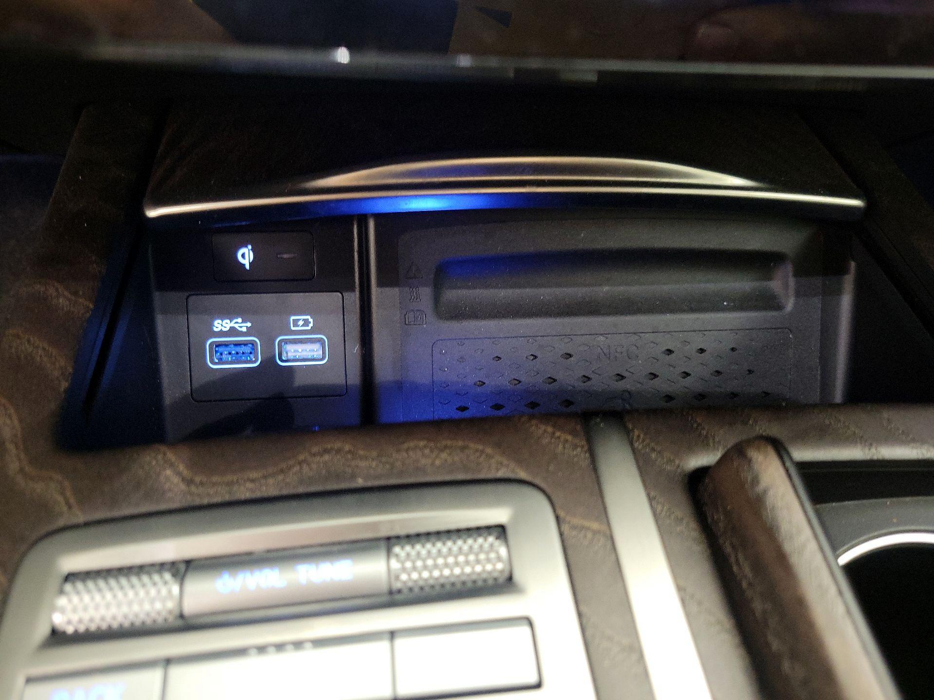 Thumbnail: 2022 Genesis G80 - 18