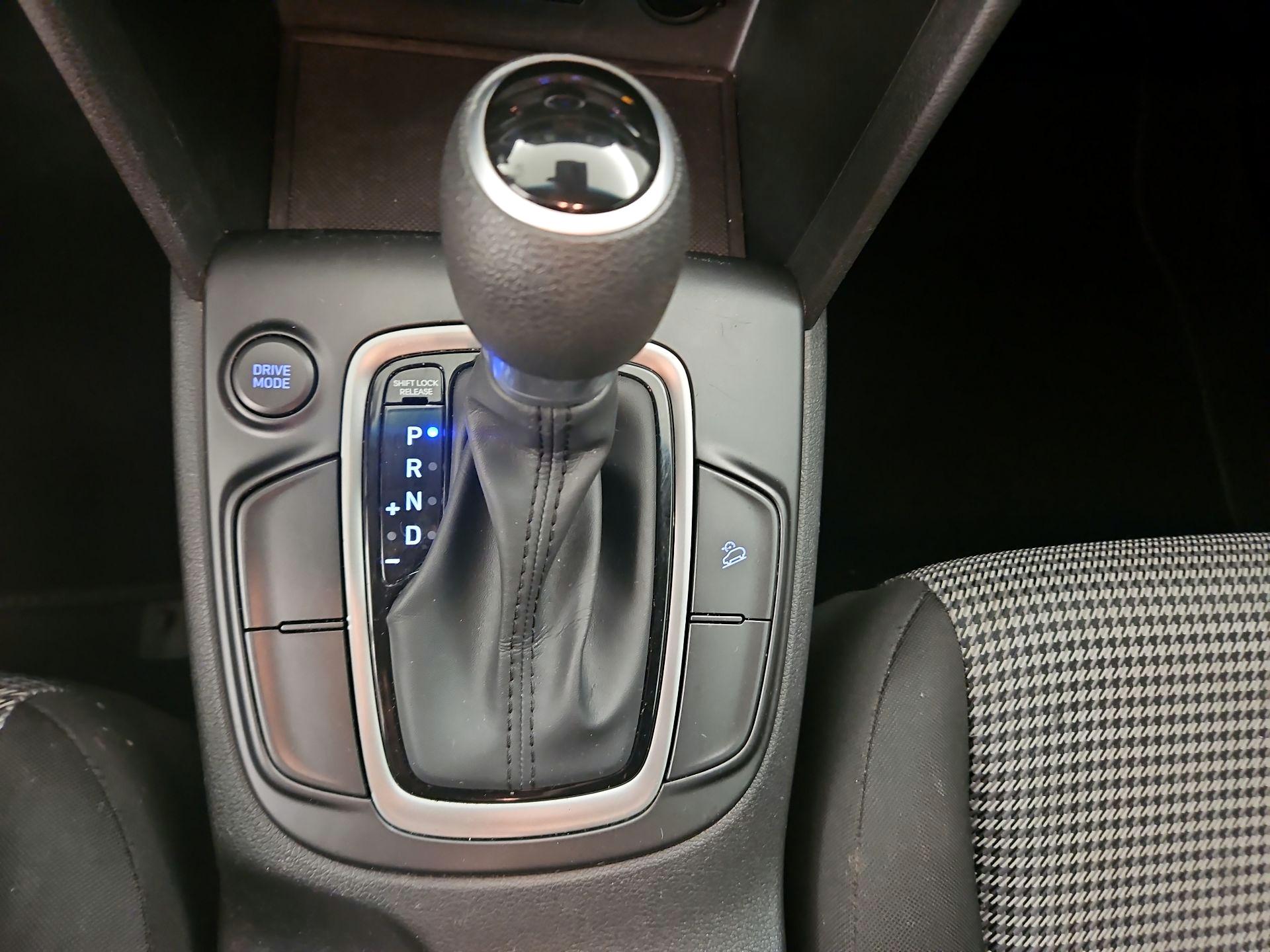 Thumbnail: 2020 Hyundai Kona - 17