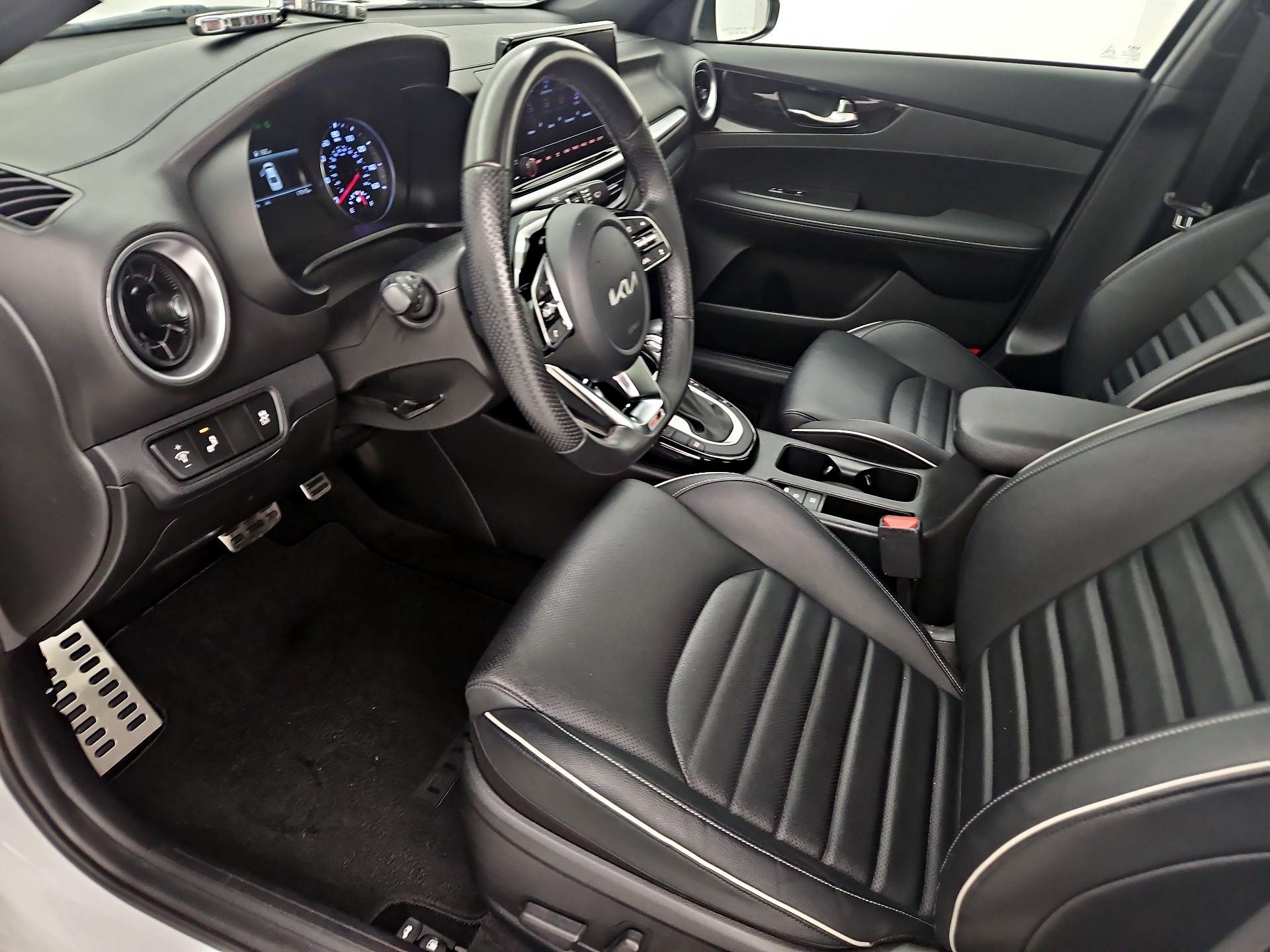 Thumbnail: 2023 Kia Forte - 11