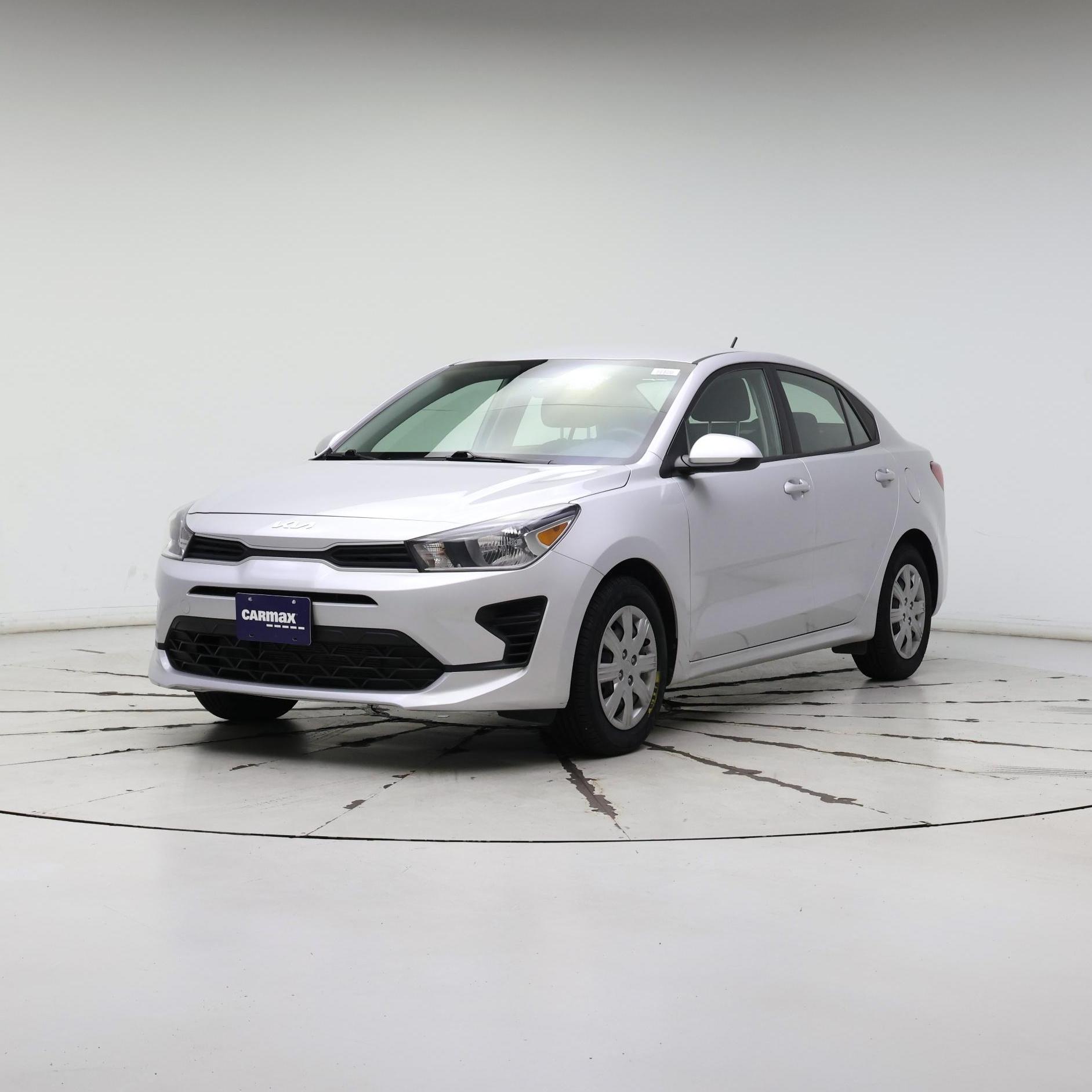 Thumbnail: 2022 Kia Rio - 4