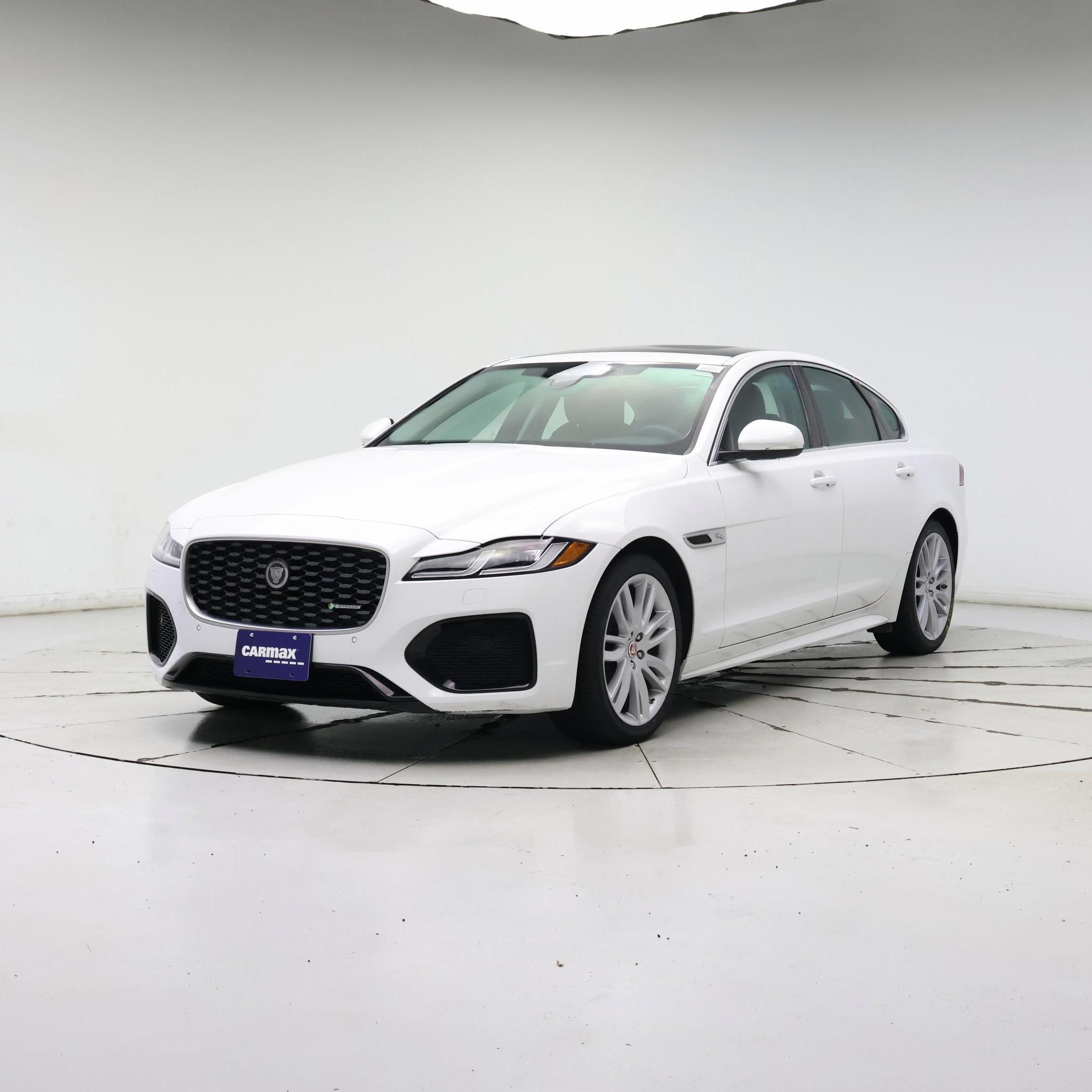 Thumbnail: 2022 Jaguar XF - 4