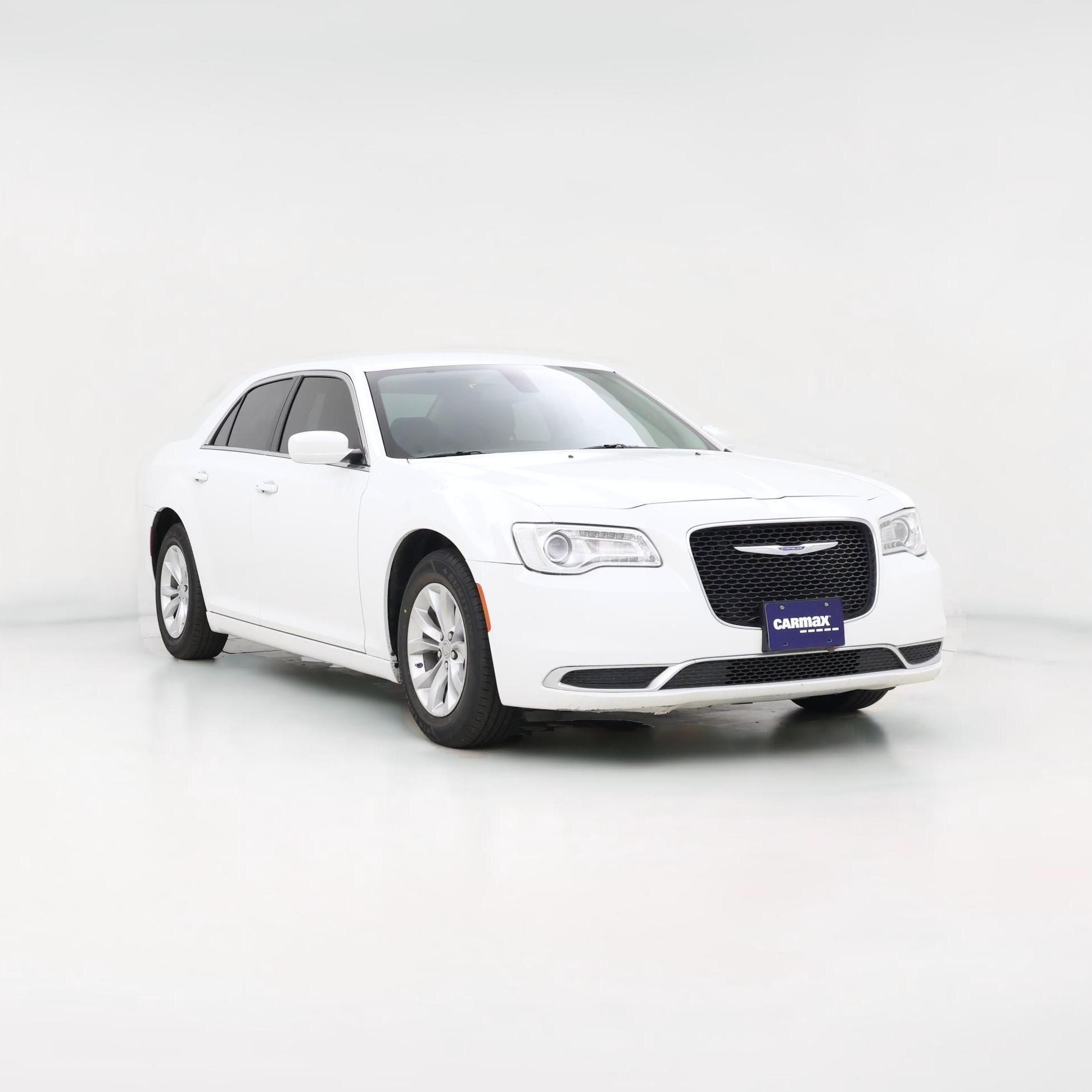 Thumbnail: 2022 Chrysler 300 - 1
