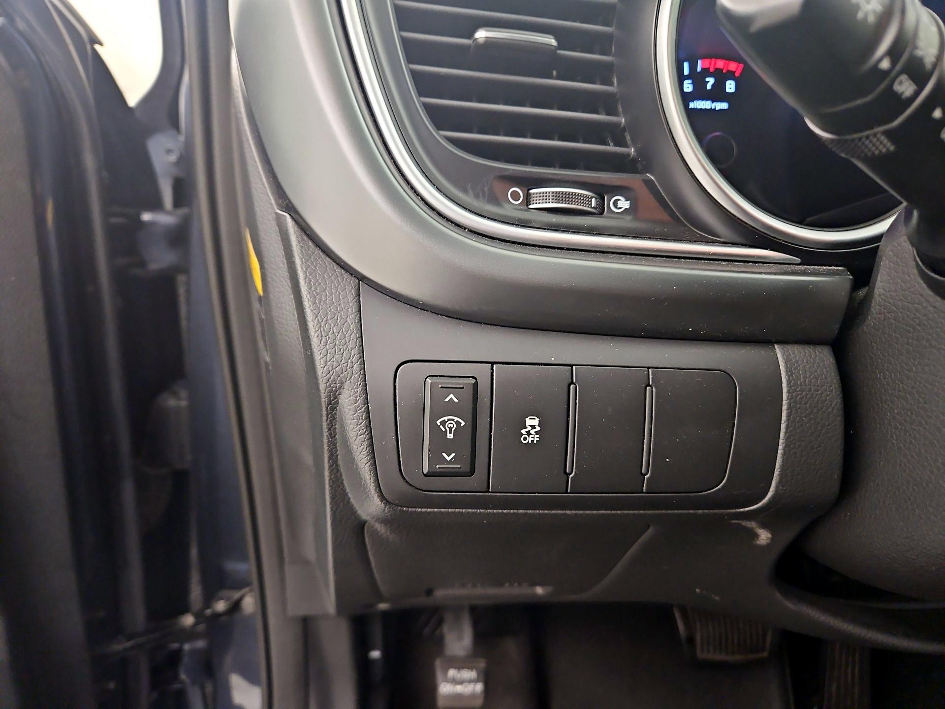 Thumbnail: 2015 Kia Optima - 13