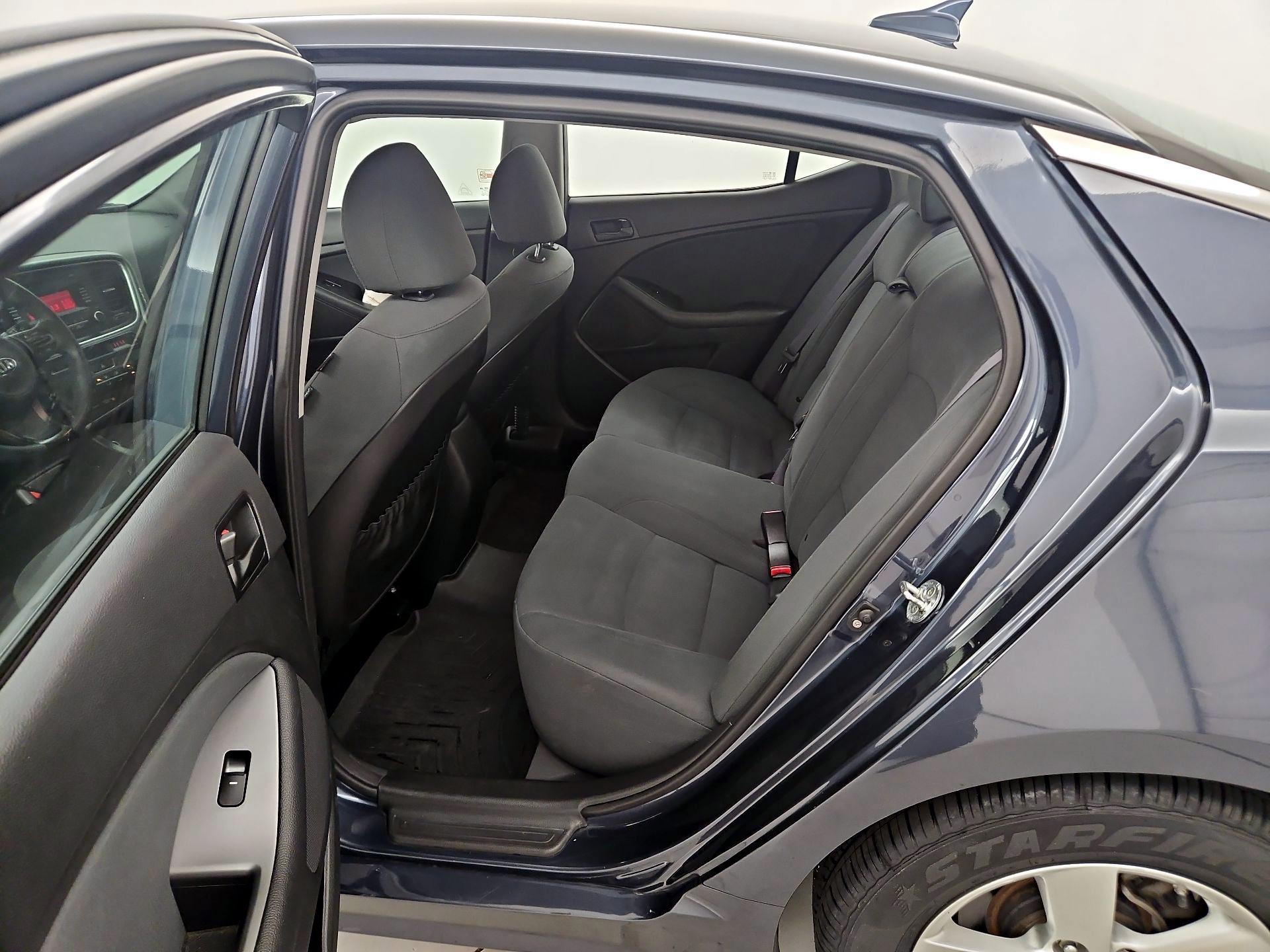 Thumbnail: 2015 Kia Optima - 18