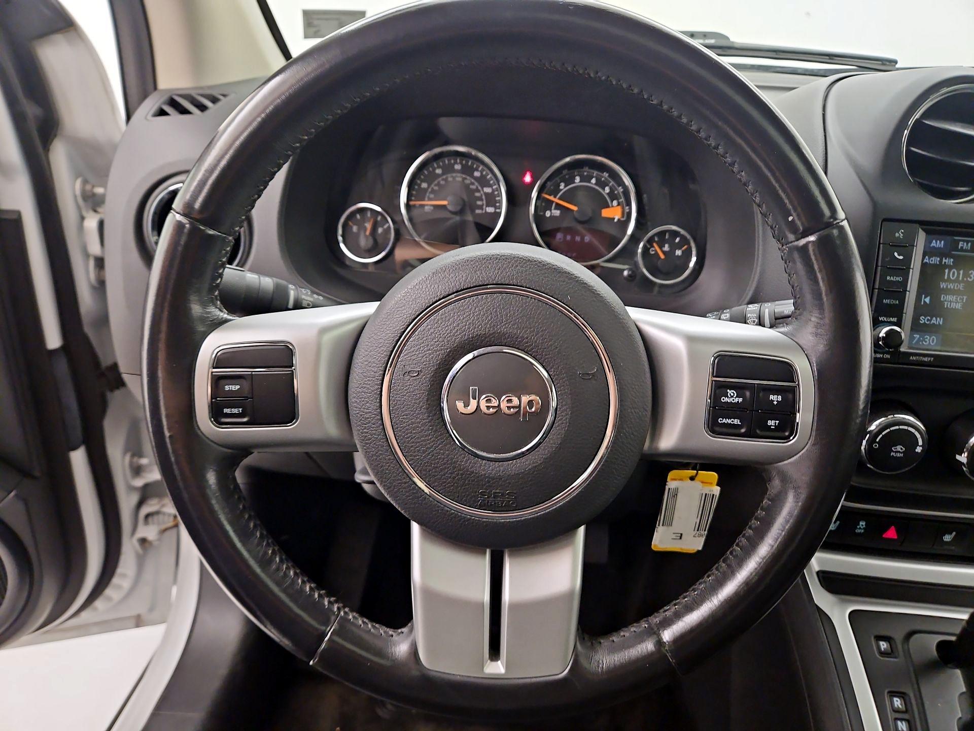 Thumbnail: 2017 Jeep Compass - 10