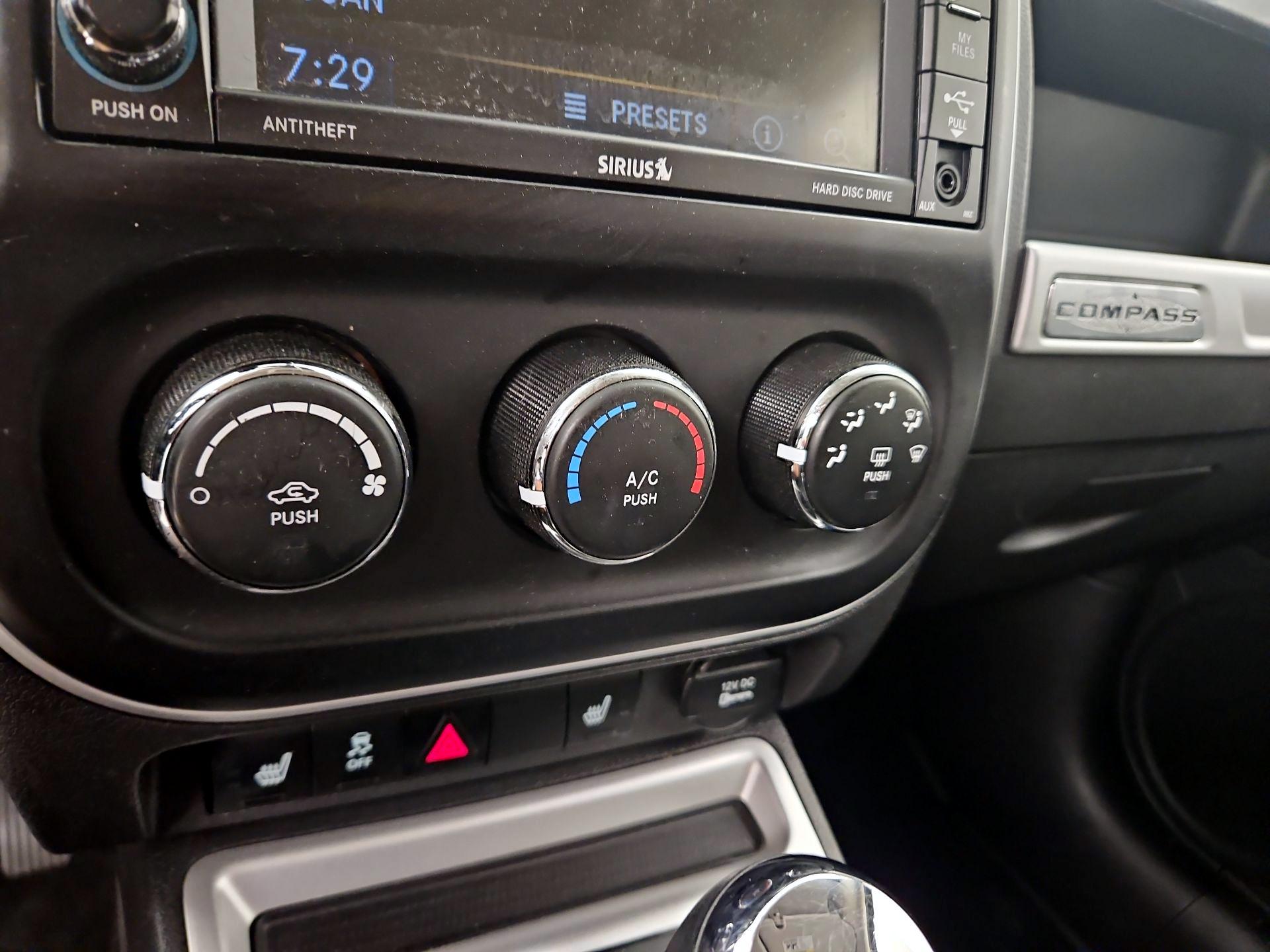 Thumbnail: 2017 Jeep Compass - 15