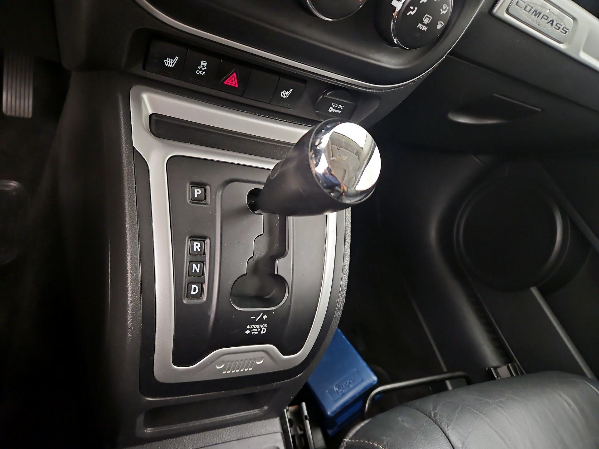 Thumbnail: 2017 Jeep Compass - 16