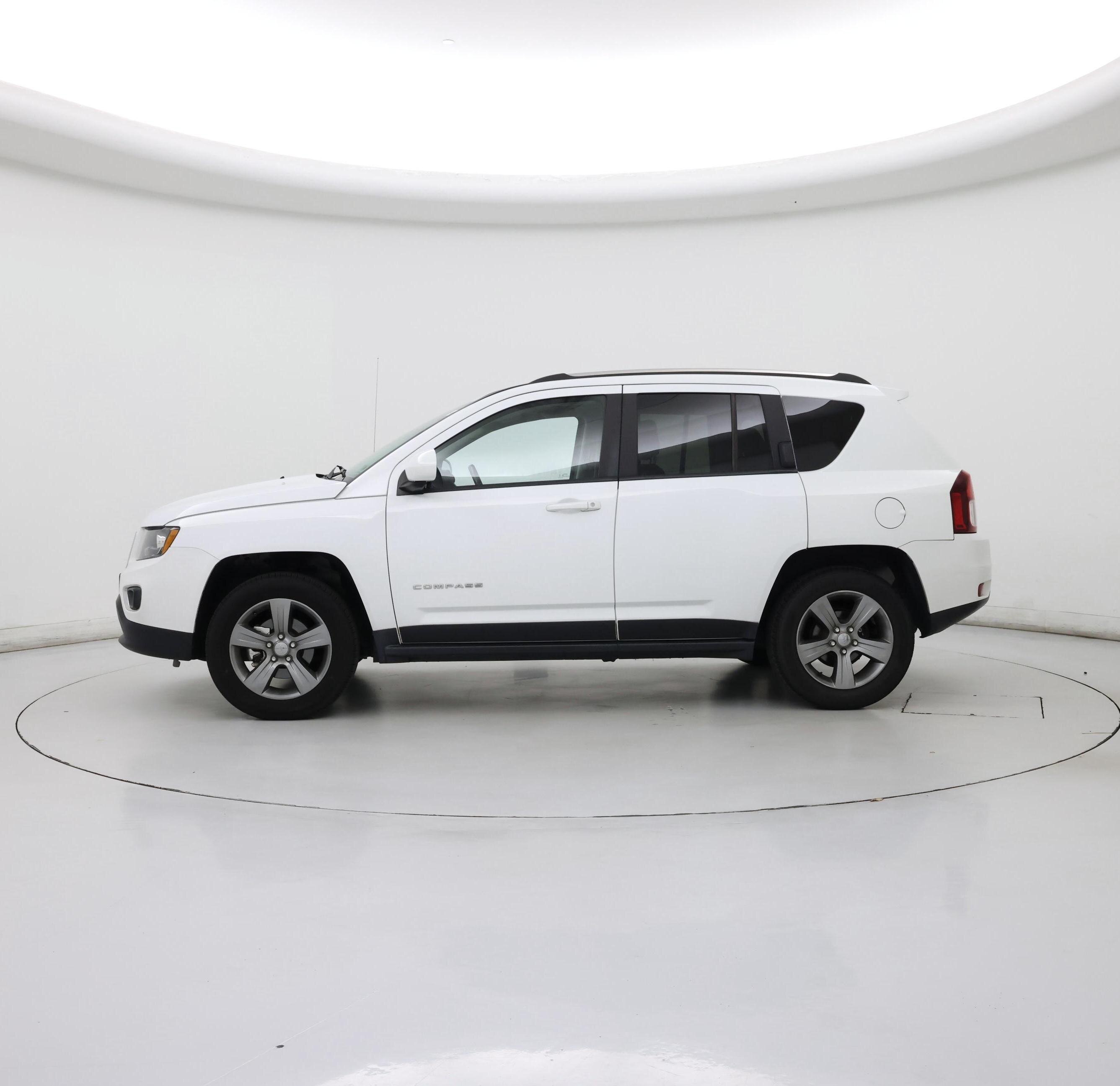 Thumbnail: 2017 Jeep Compass - 3