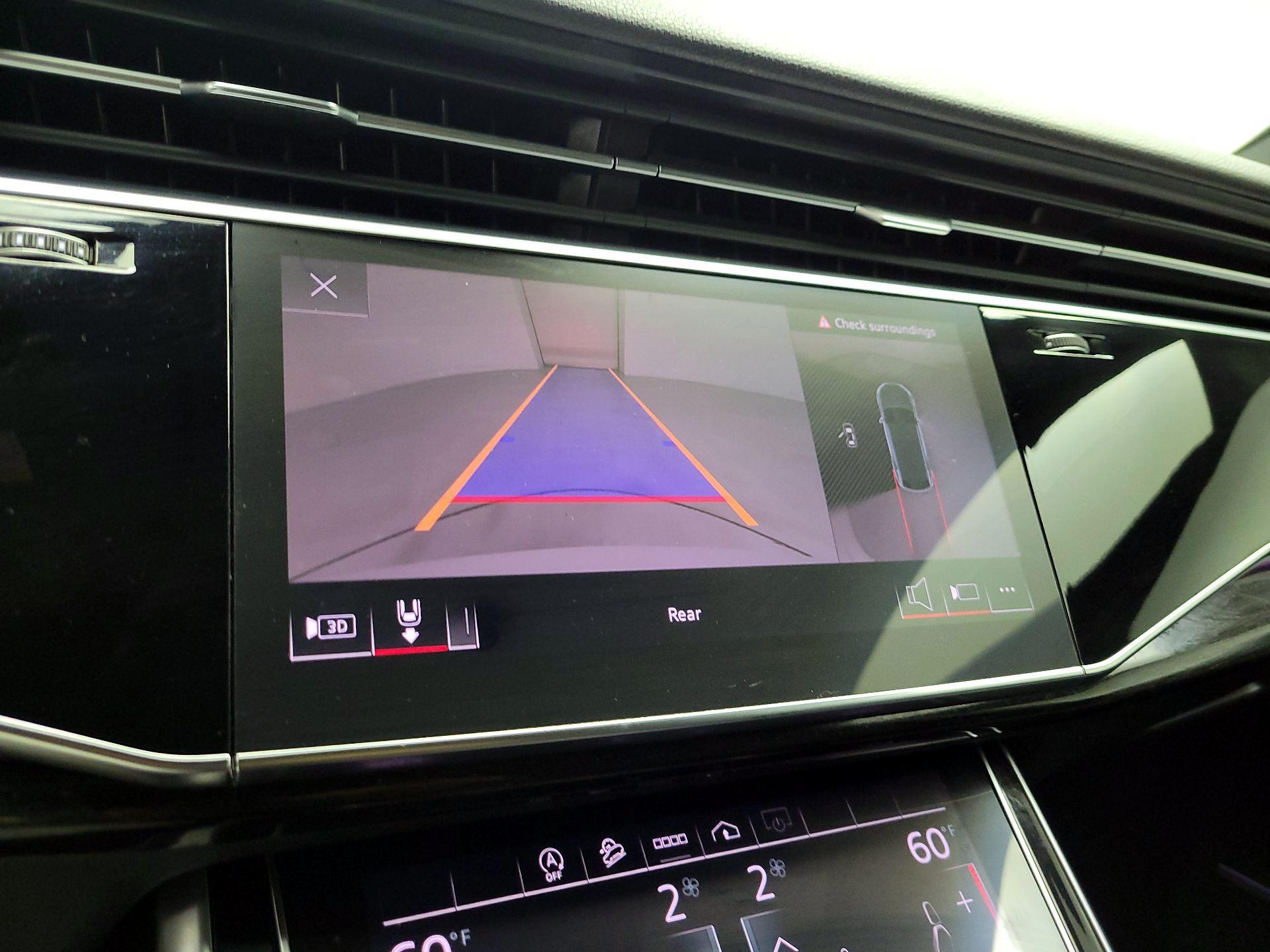 Thumbnail: 2021 Audi Q8 - 14