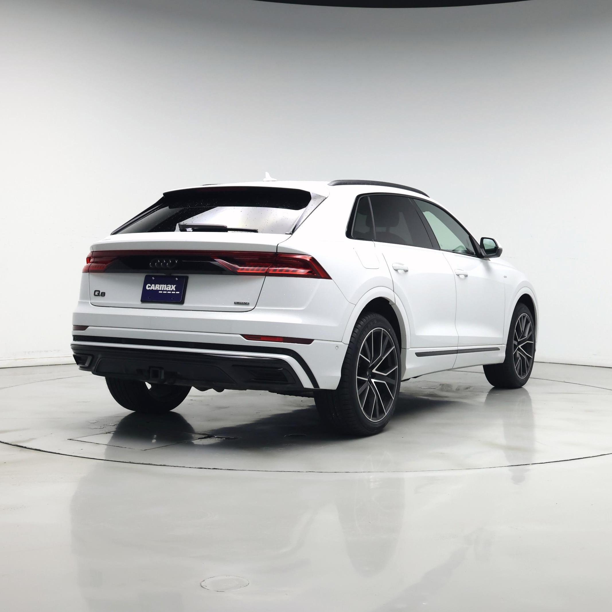 Thumbnail: 2021 Audi Q8 - 8