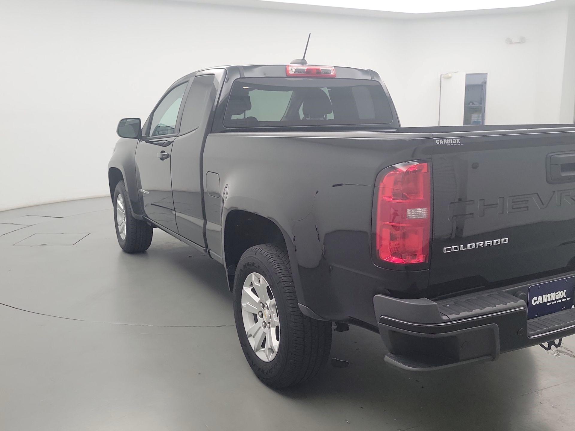 Thumbnail: 2022 Chevrolet Colorado - 7