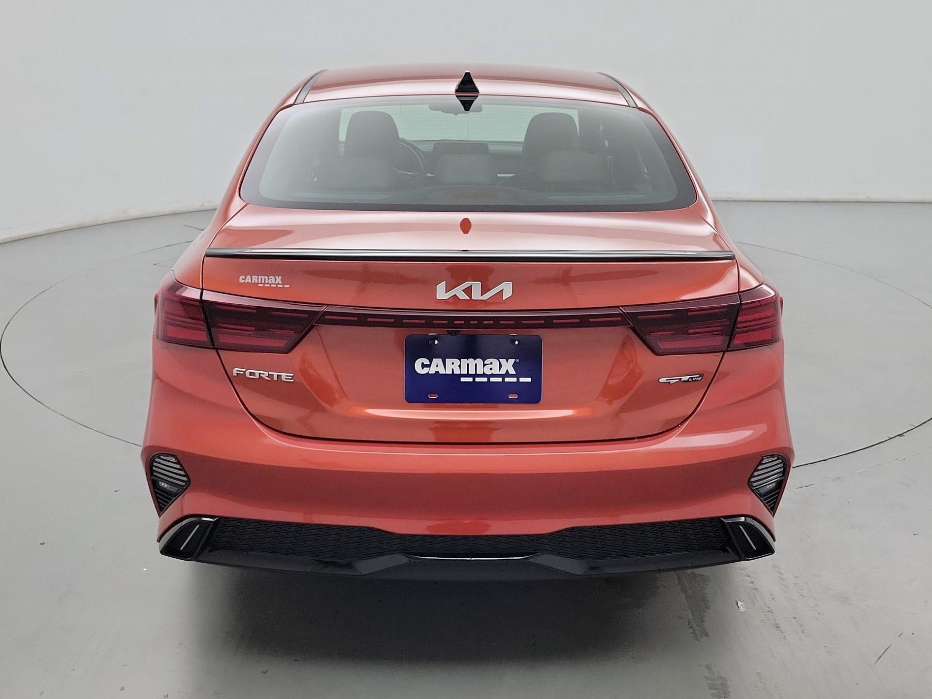 Thumbnail: 2022 Kia Forte - 6