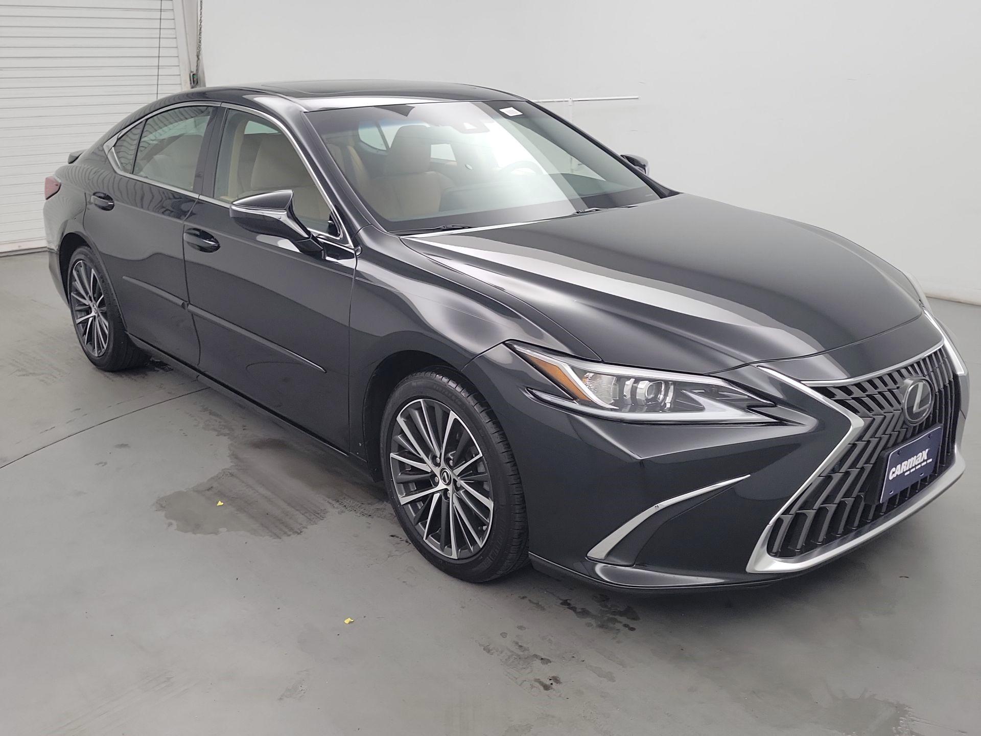 Thumbnail: 2022 Lexus ES - 1