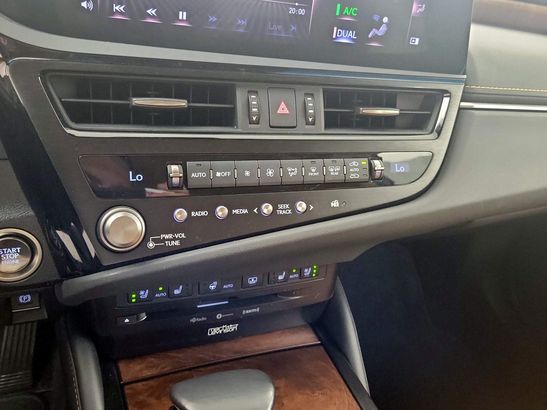 Thumbnail: 2022 Lexus ES - 14