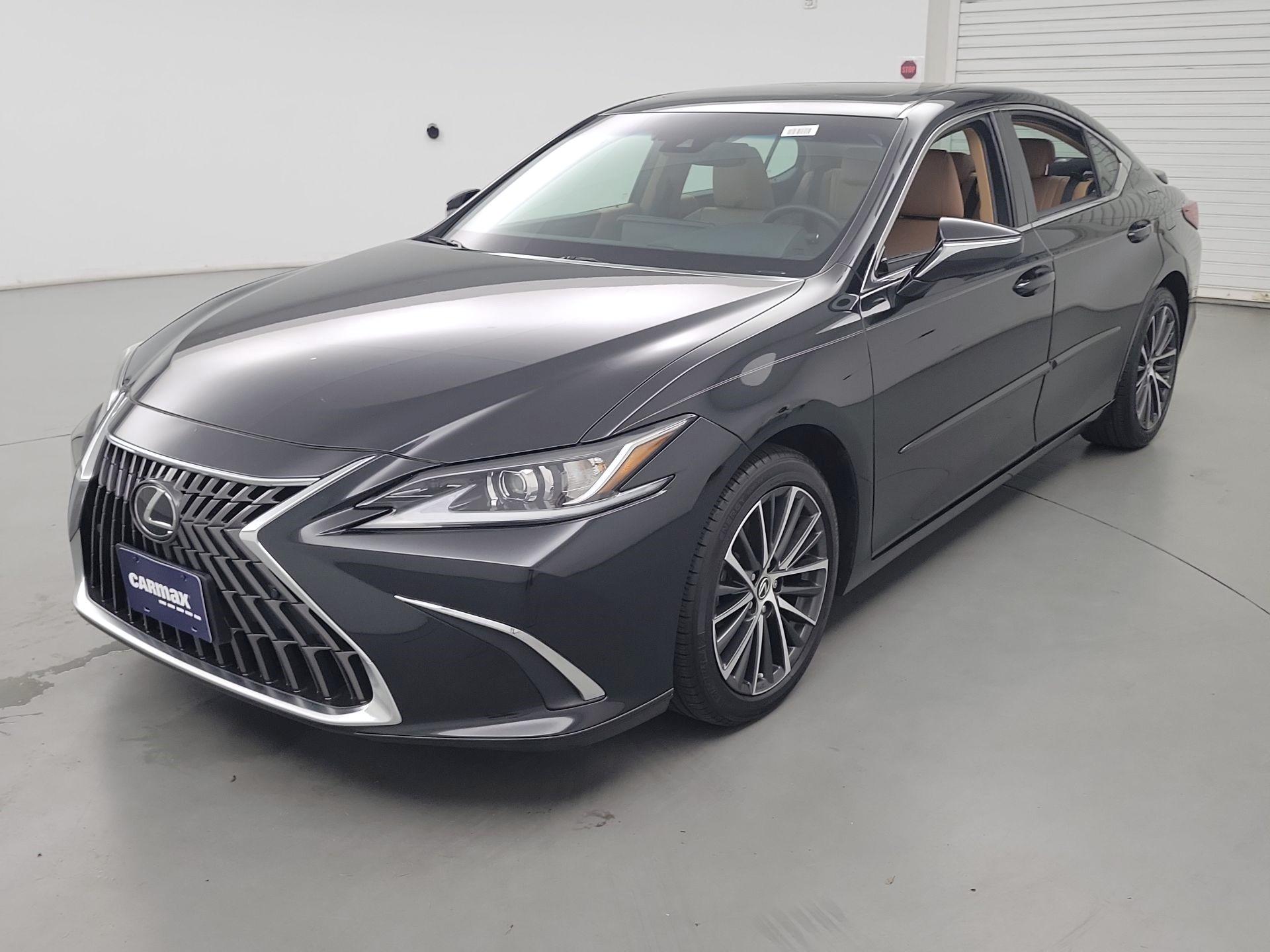 Thumbnail: 2022 Lexus ES - 3