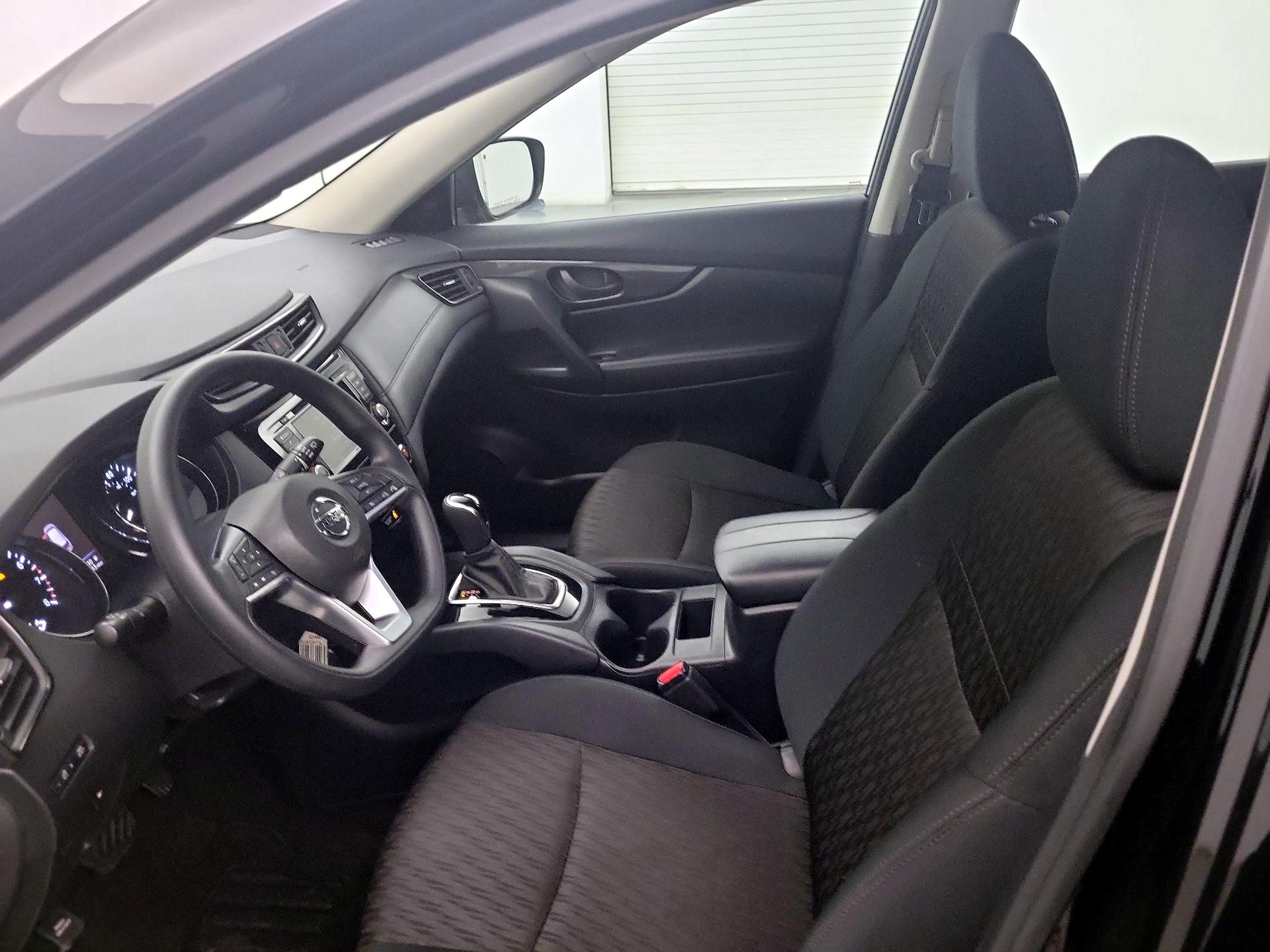 Thumbnail: 2020 Nissan Rogue - 11