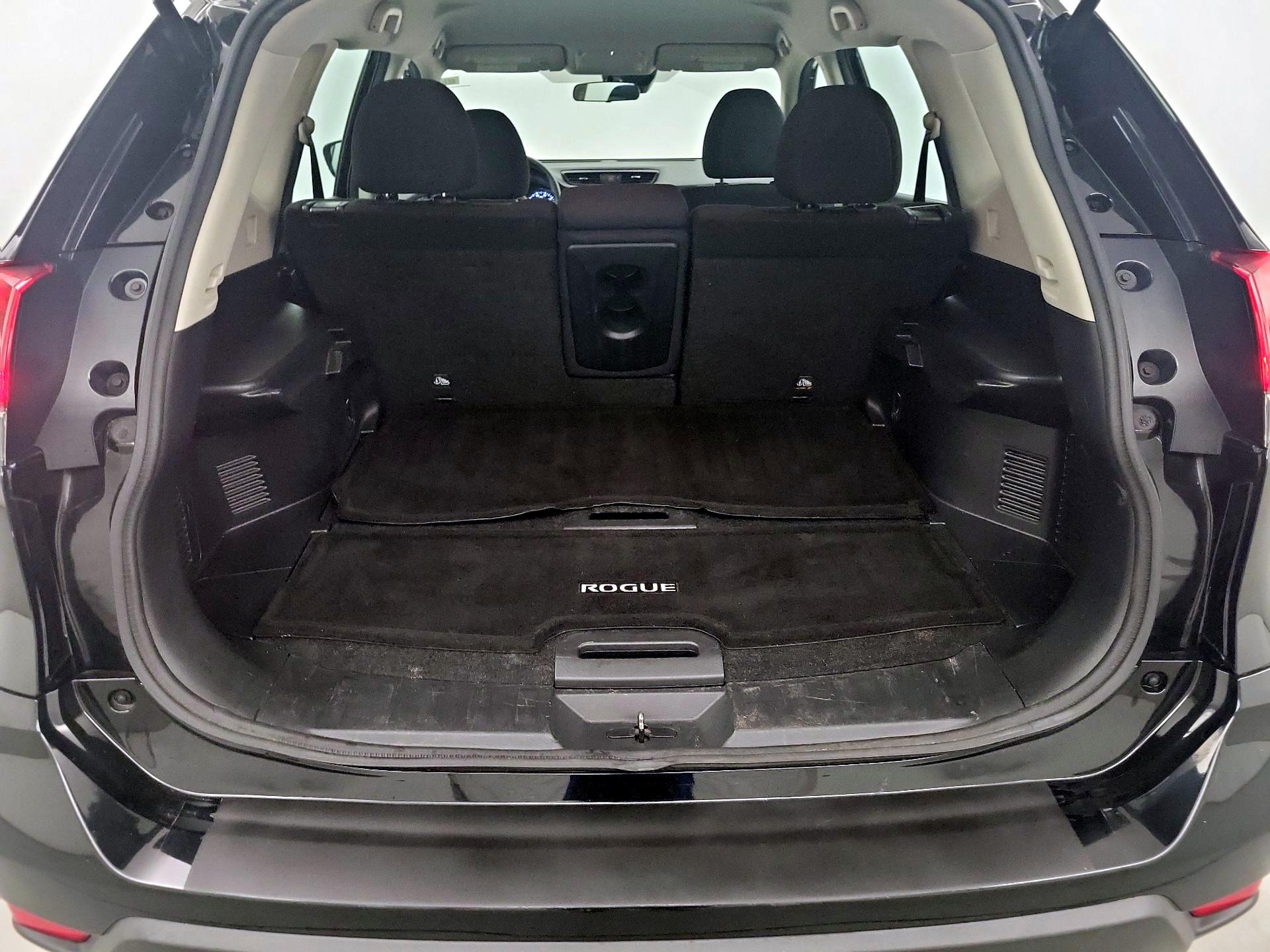 Thumbnail: 2020 Nissan Rogue - 20