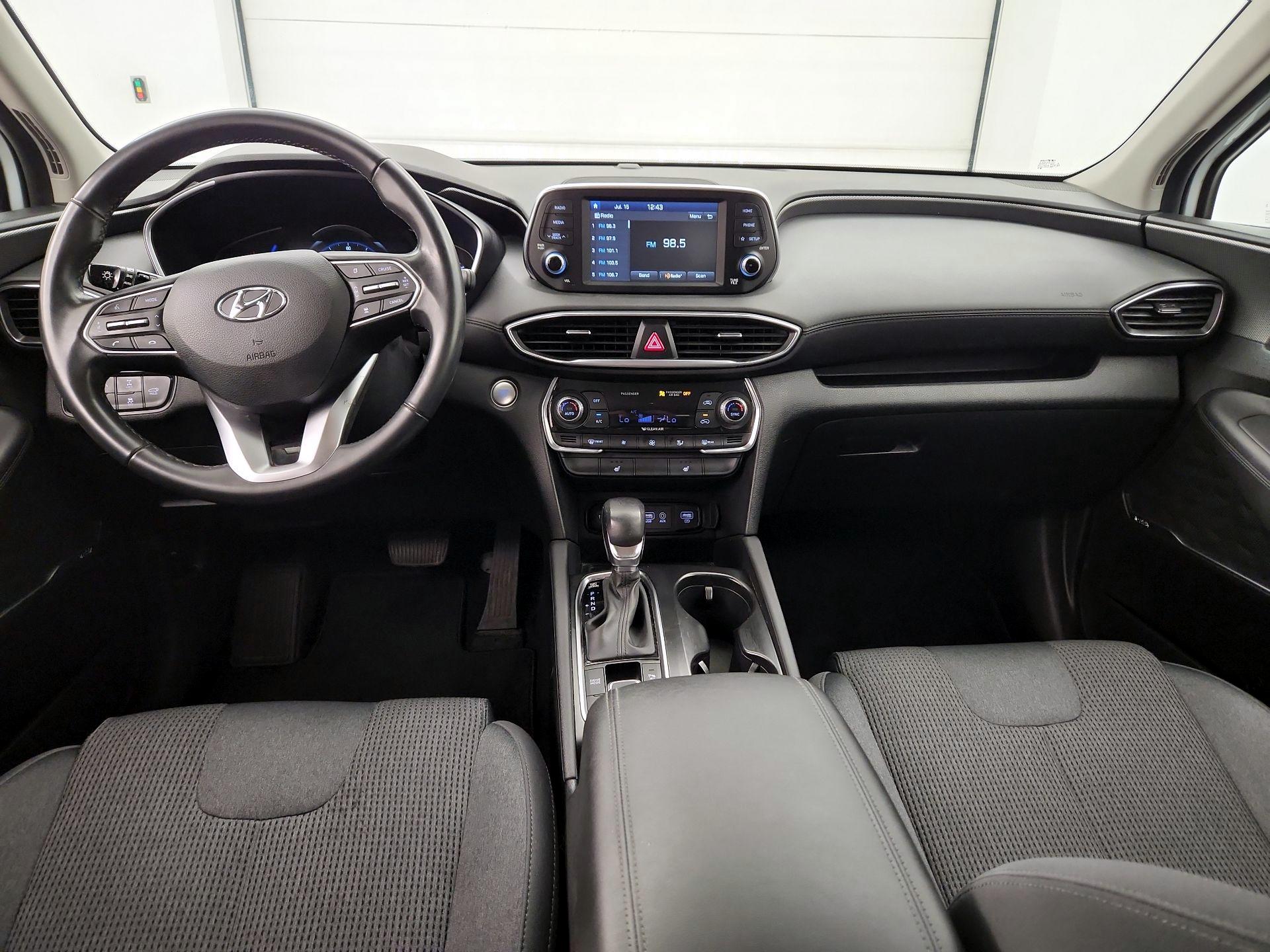 Thumbnail: 2020 Hyundai Santa Fe - 9