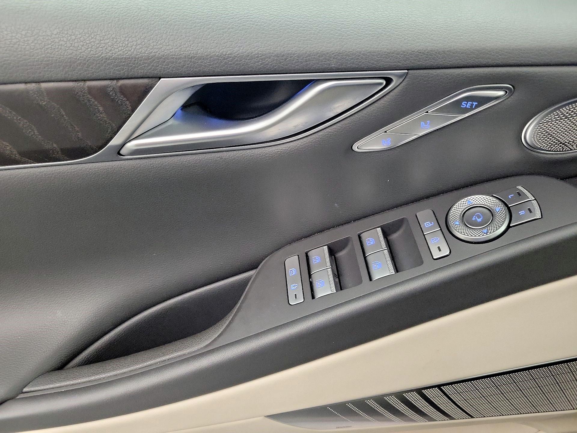Thumbnail: 2023 Genesis G80 - 10