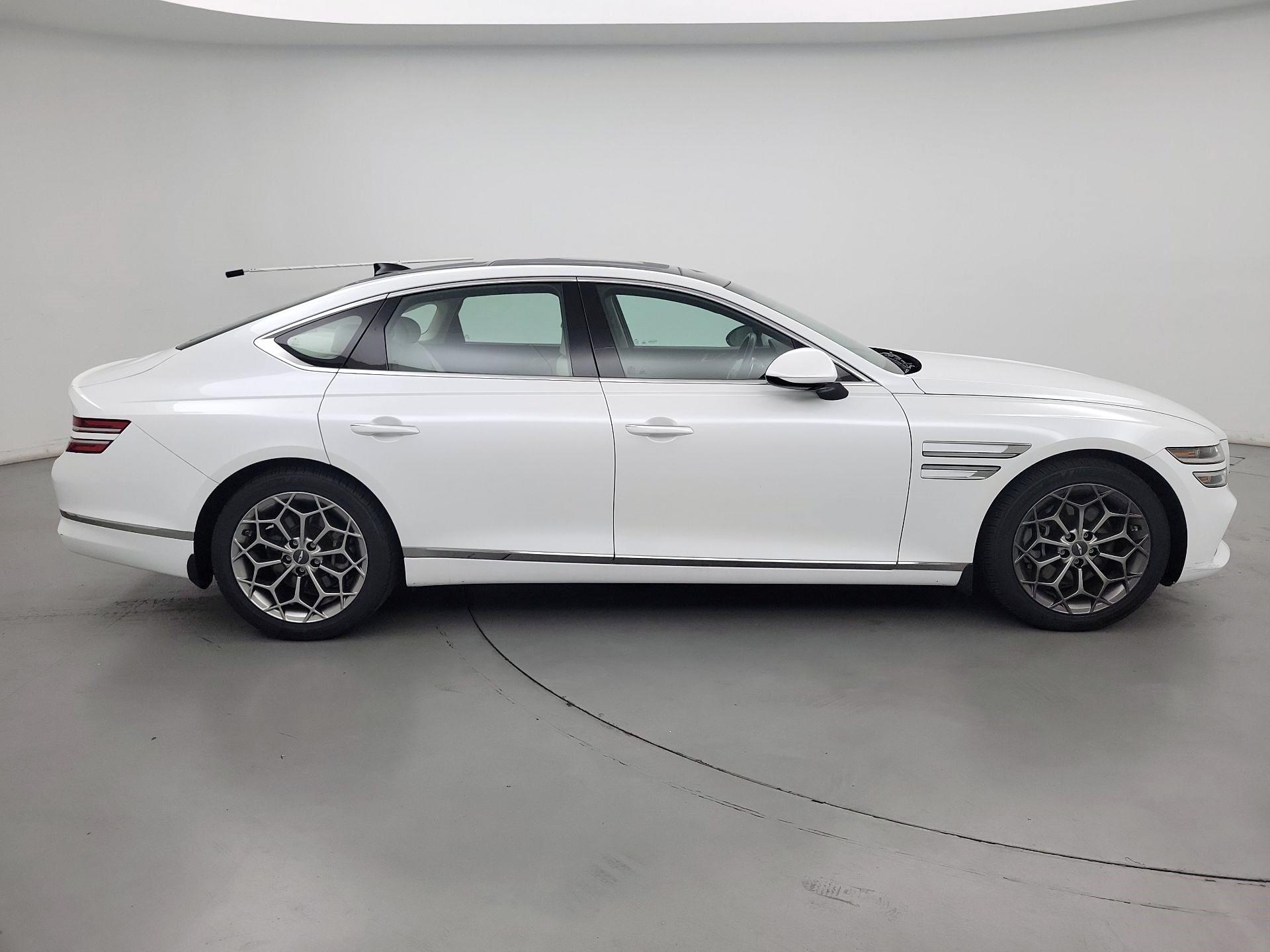 Thumbnail: 2023 Genesis G80 - 4
