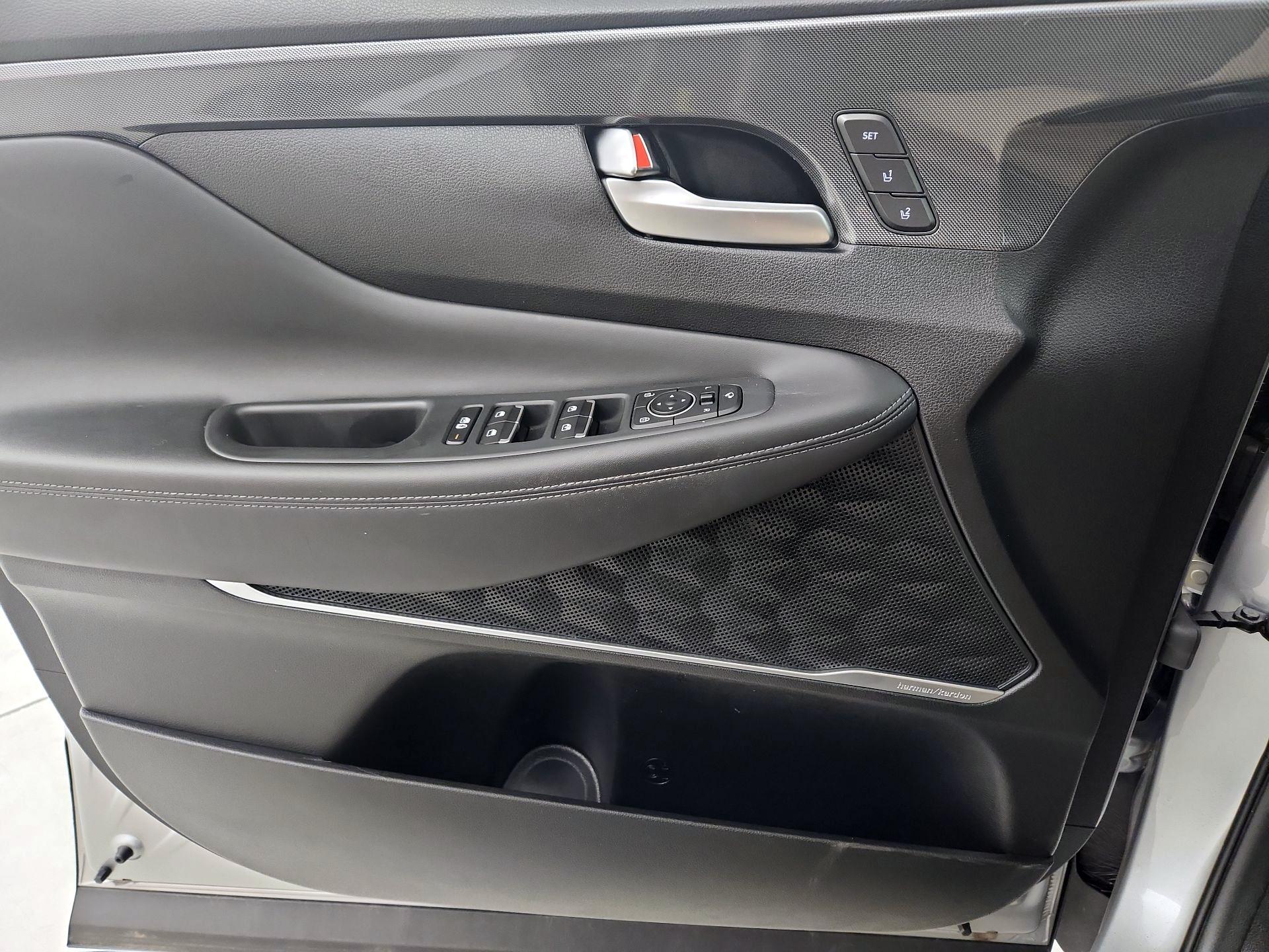 Thumbnail: 2022 Hyundai Santa Fe - 12