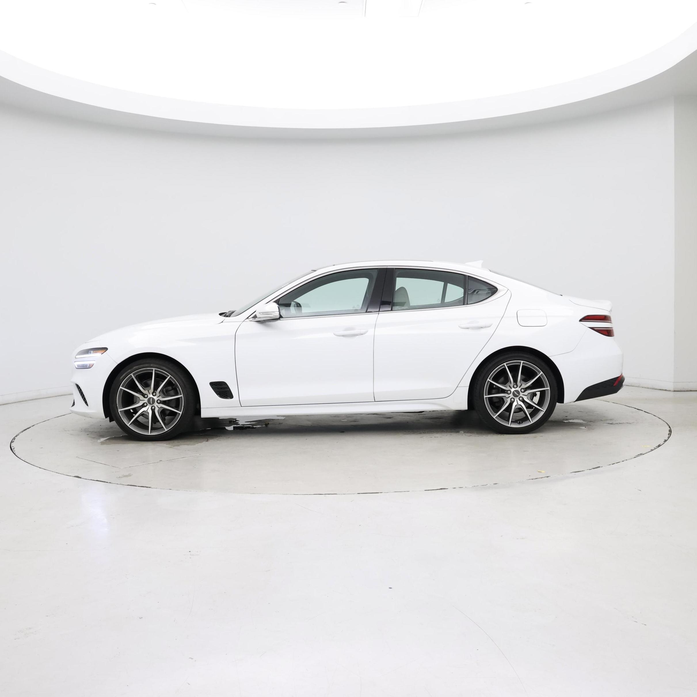 Thumbnail: 2022 Genesis G70 - 3