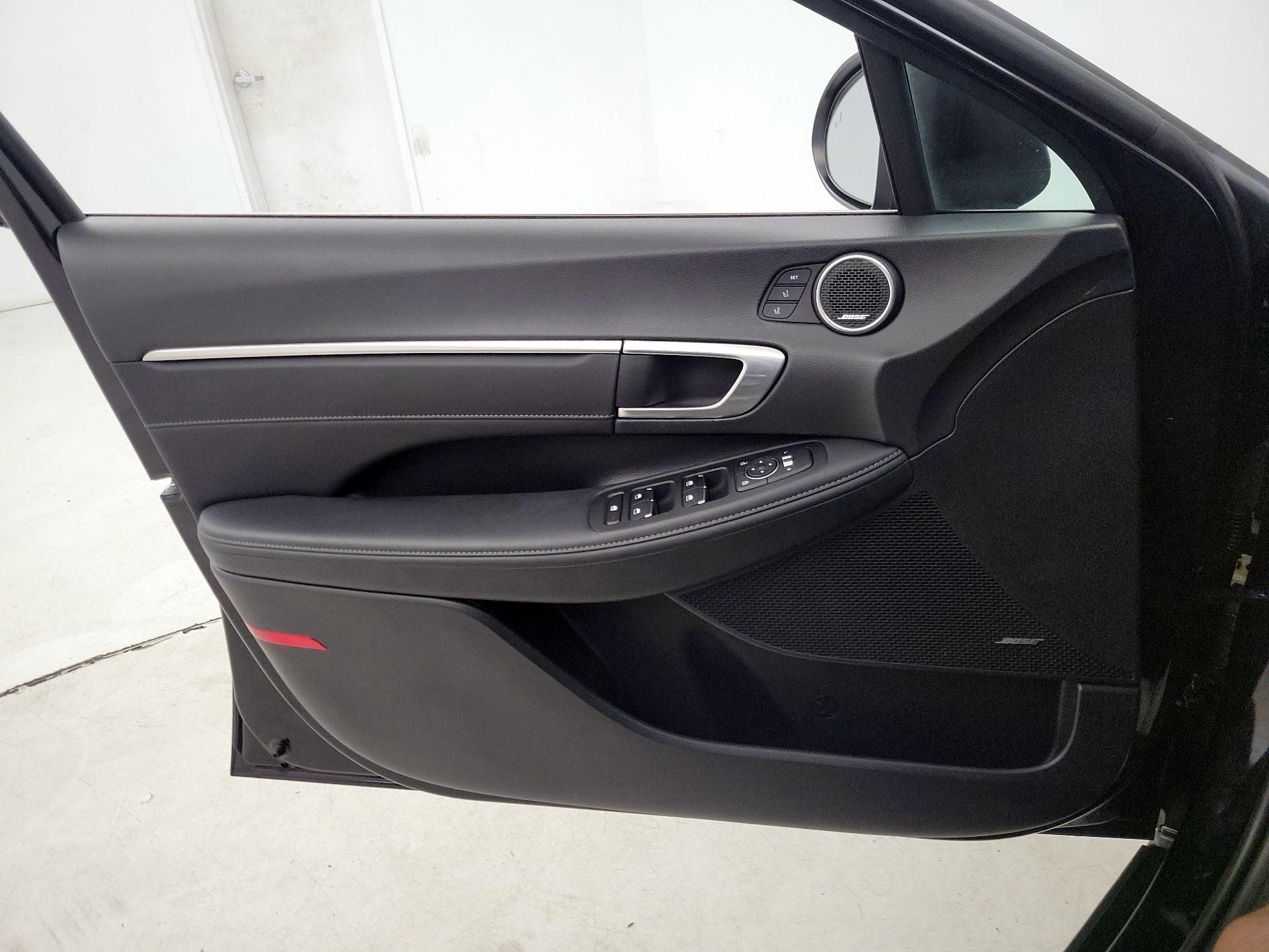 Thumbnail: 2022 Hyundai Sonata - 12