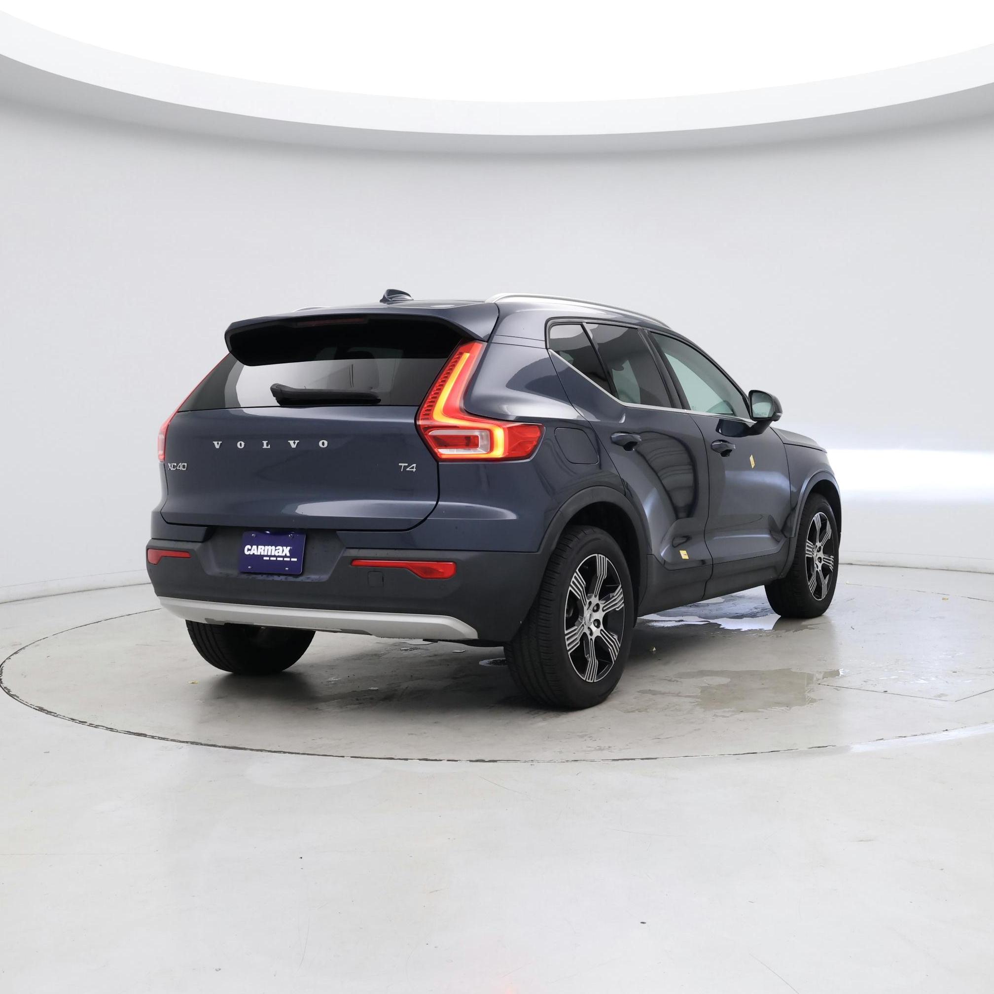 Thumbnail: 2021 Volvo XC40 - 8