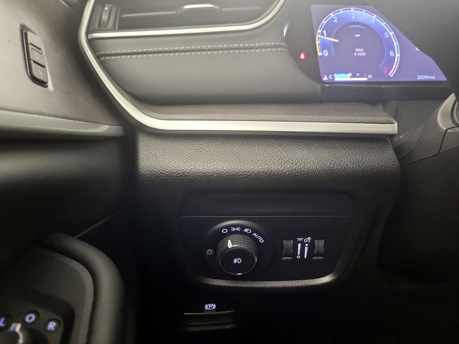 Thumbnail: 2023 Jeep Grand Cherokee - 11