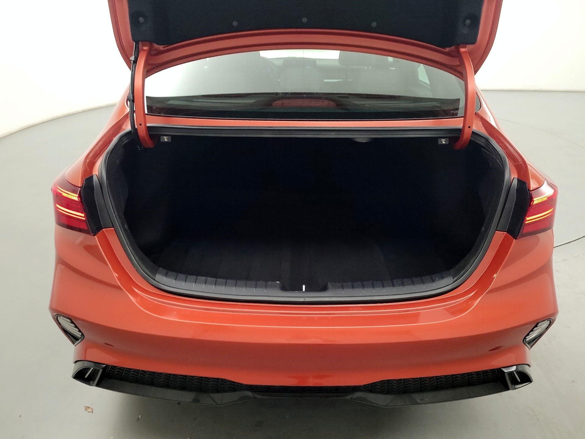 Thumbnail: 2022 Kia Forte - 20