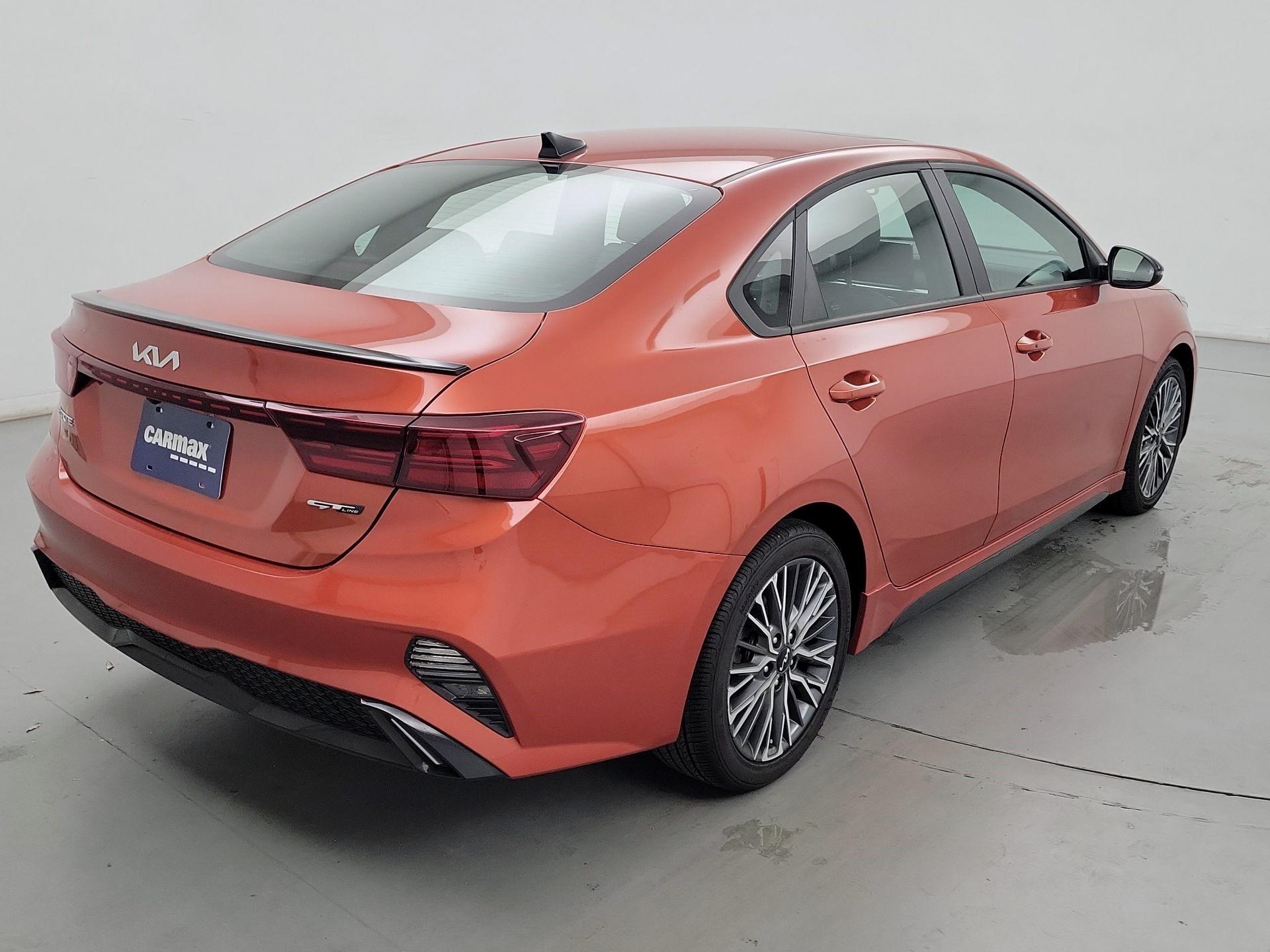 Thumbnail: 2022 Kia Forte - 5