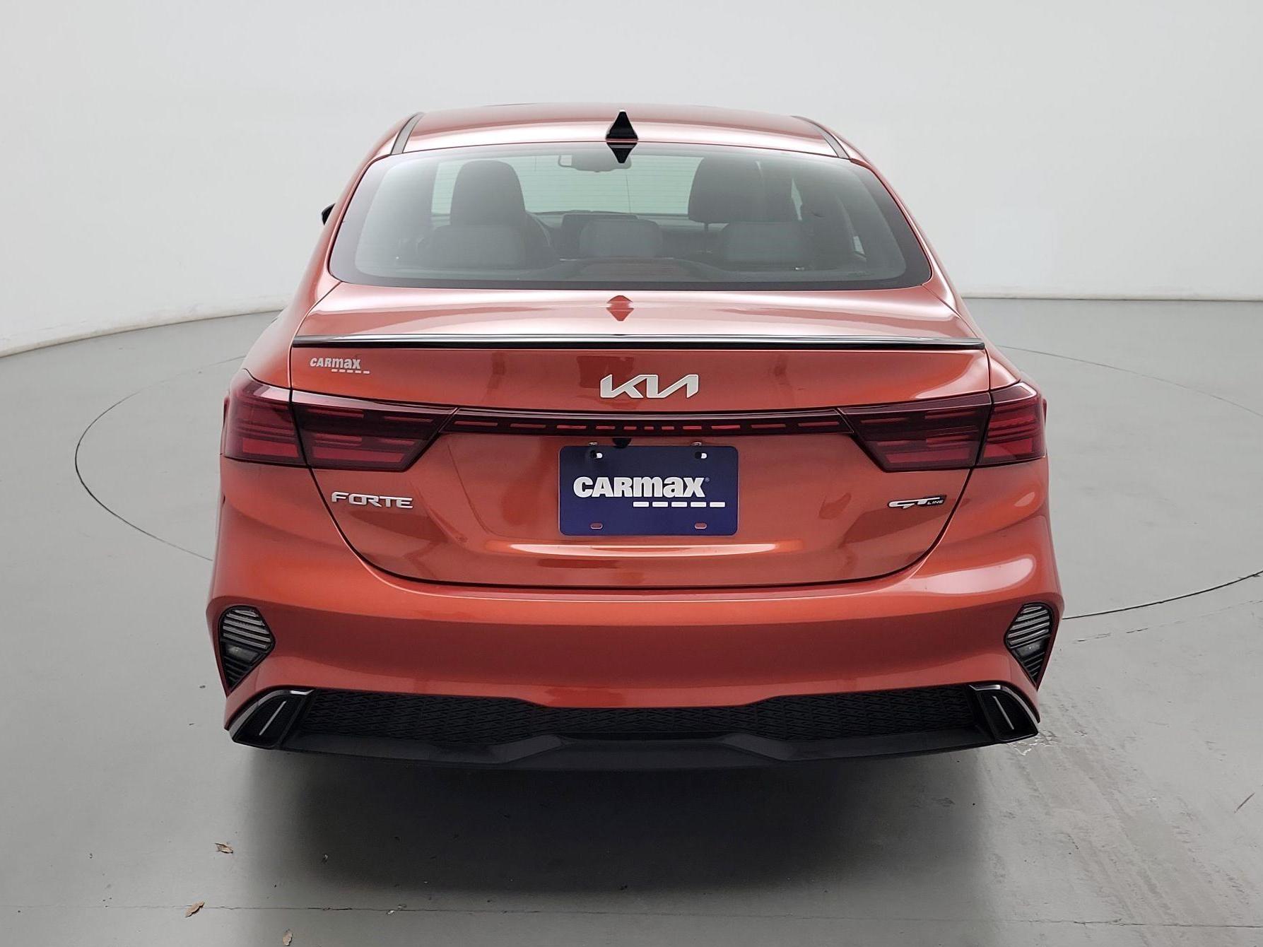Thumbnail: 2022 Kia Forte - 6