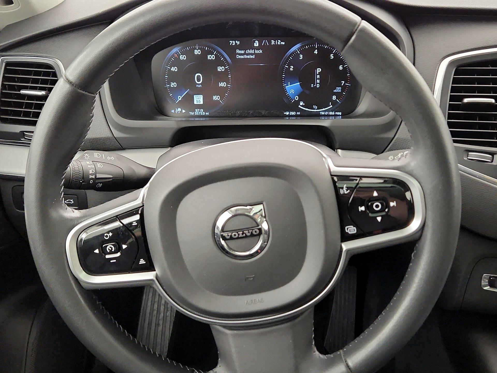 Thumbnail: 2022 Volvo XC90 - 10