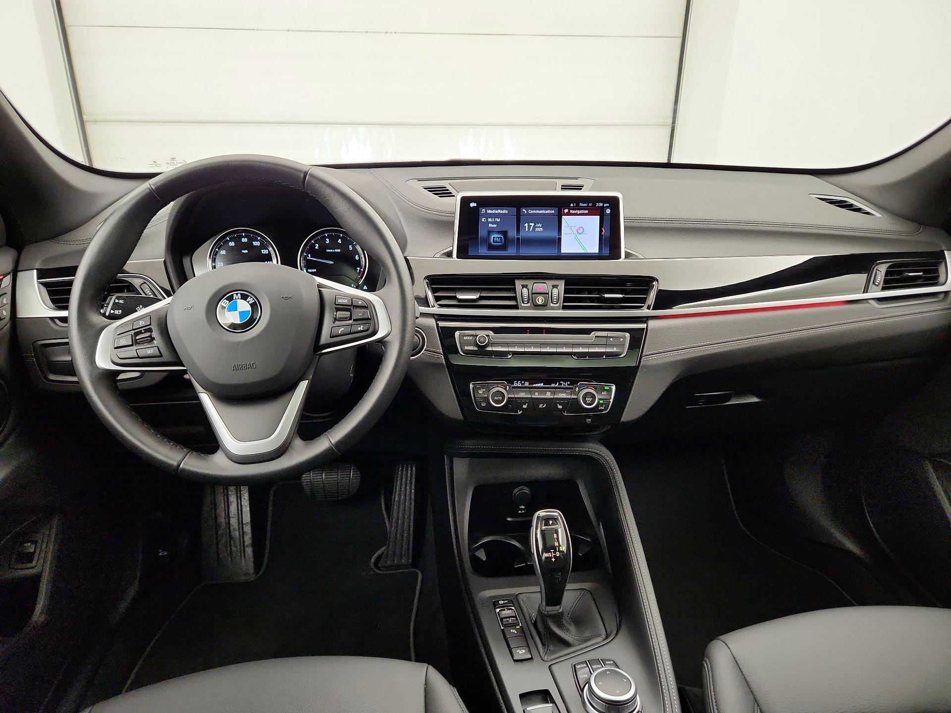 Thumbnail: 2022 BMW X1 - 9