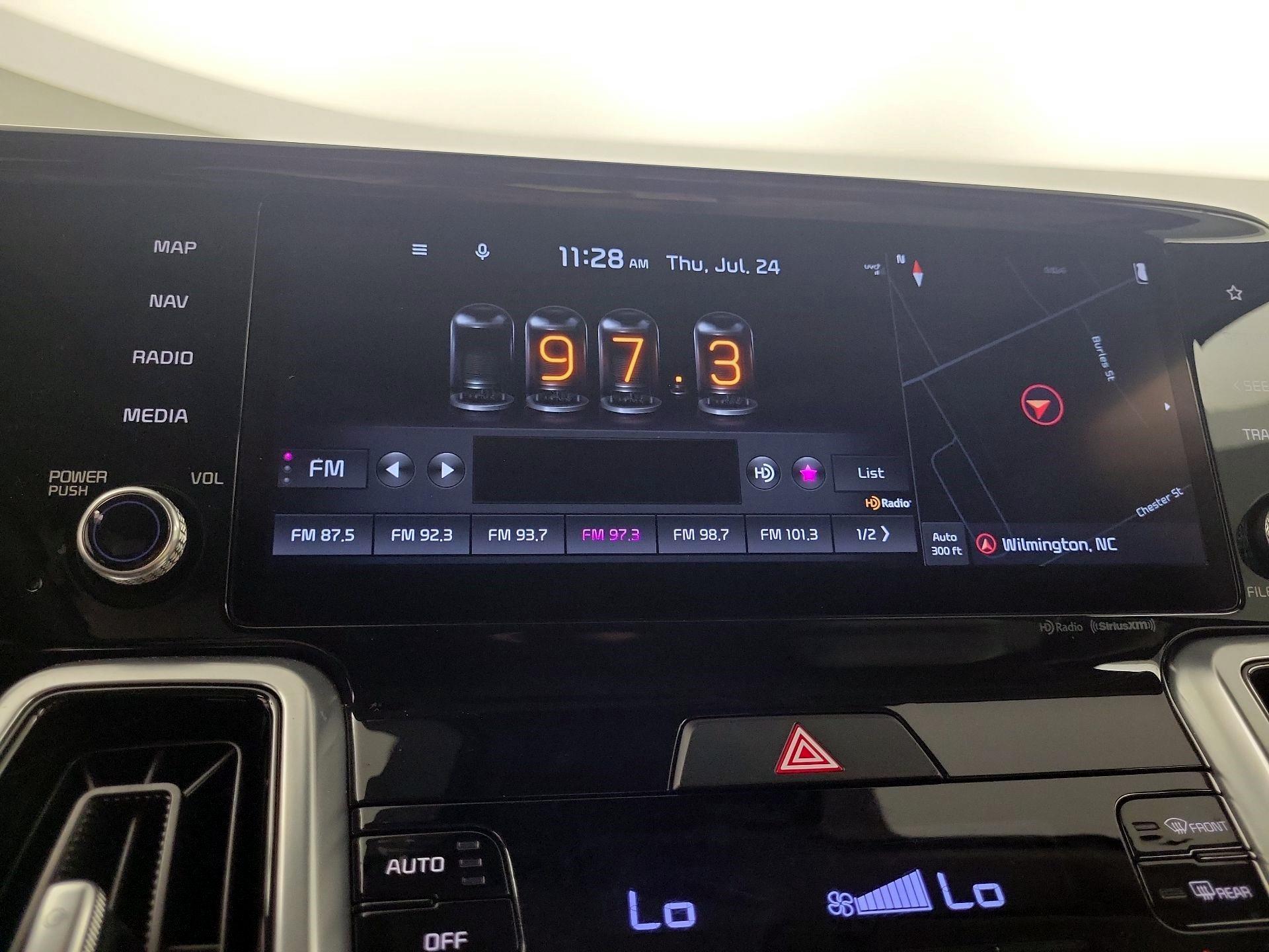 Thumbnail: 2022 Kia Sorento - 14