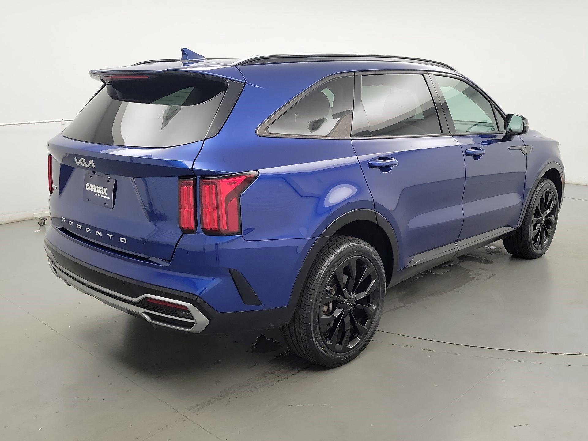 Thumbnail: 2022 Kia Sorento - 5