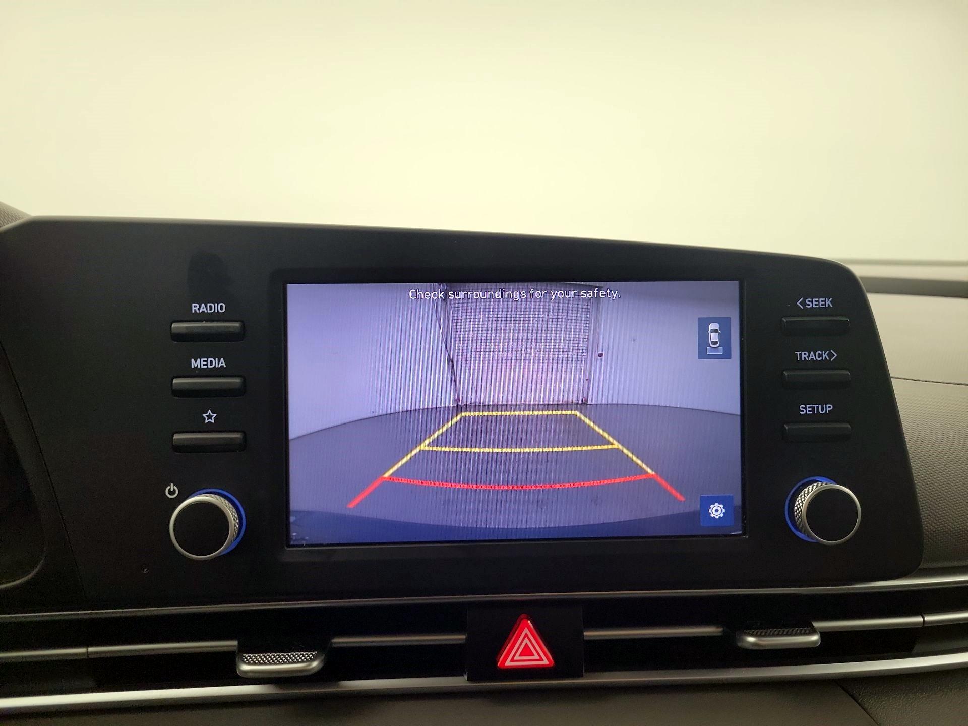 Thumbnail: 2021 Hyundai Elantra - 12