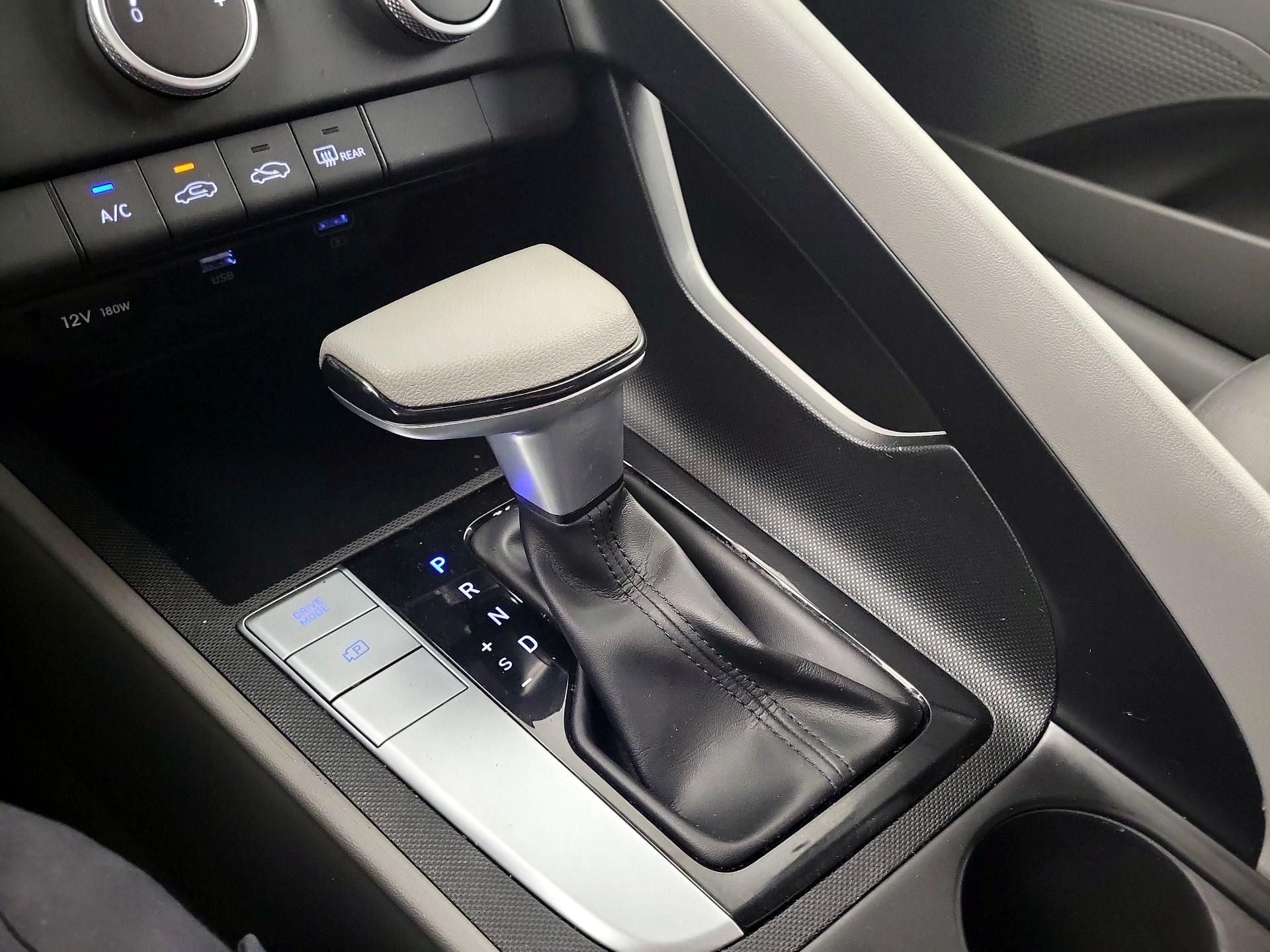 Thumbnail: 2021 Hyundai Elantra - 15