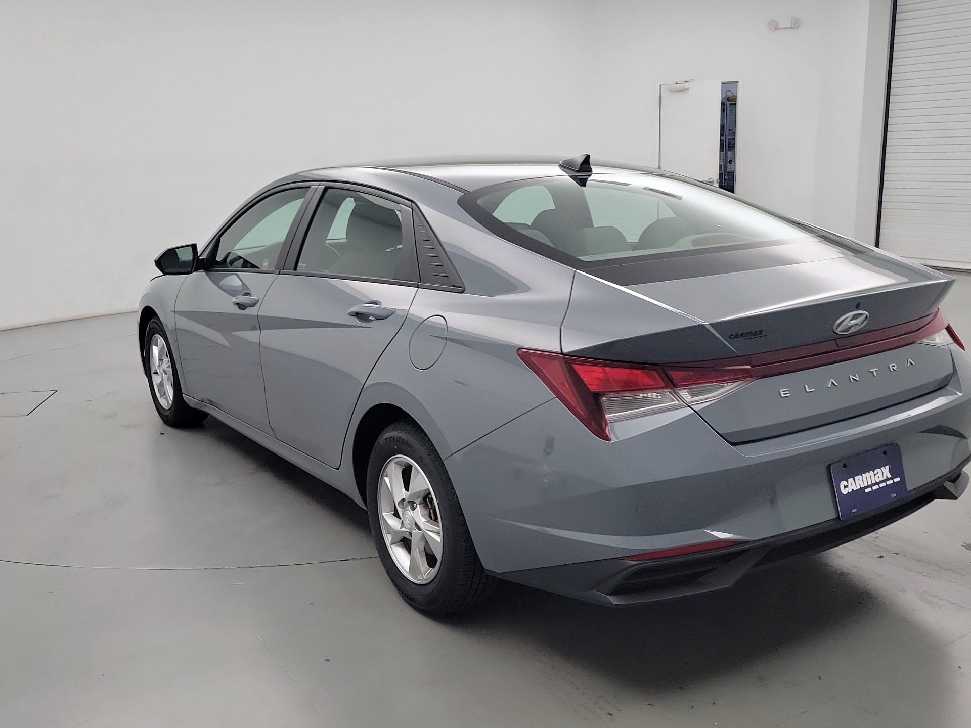 Thumbnail: 2021 Hyundai Elantra - 7