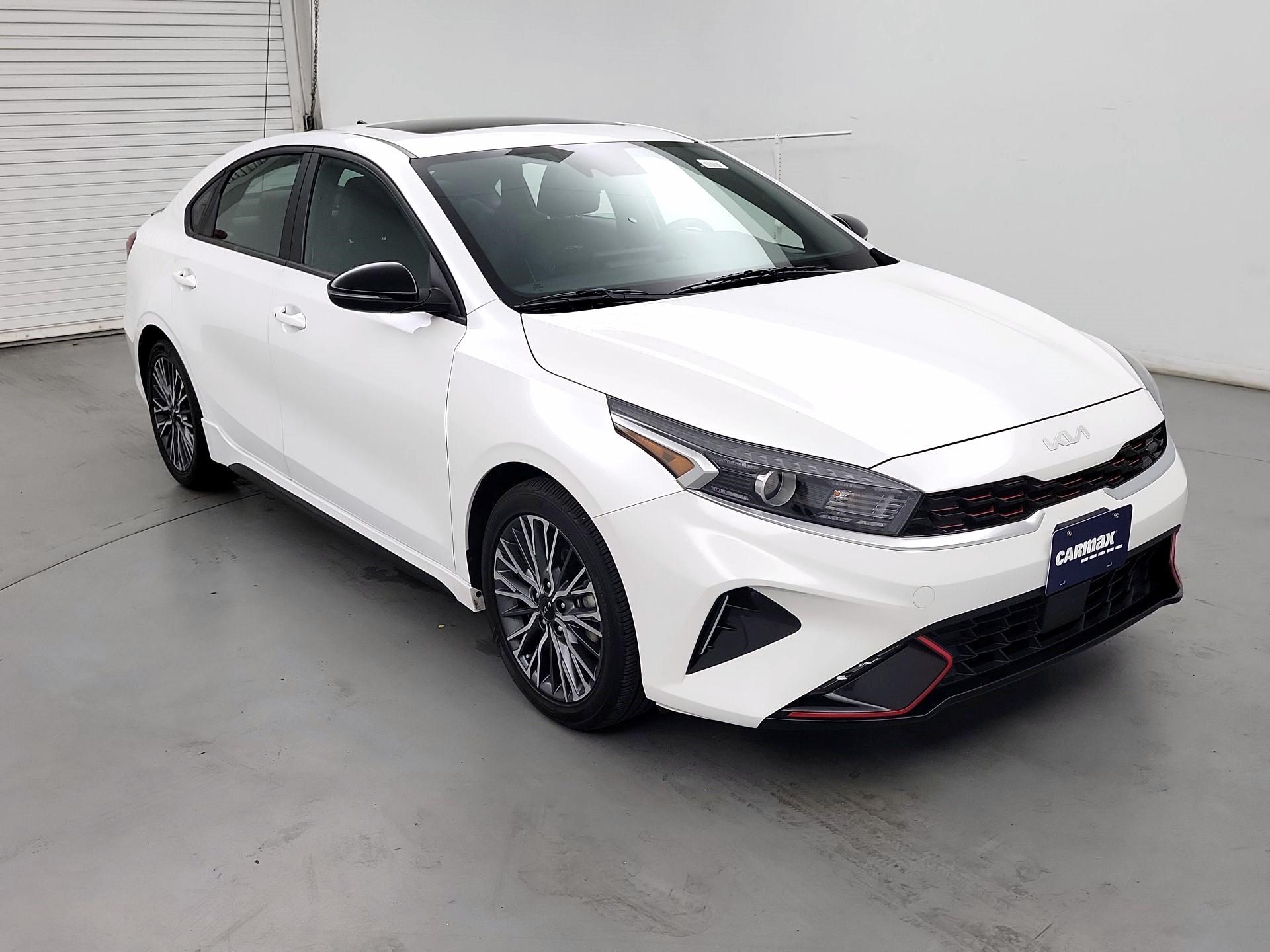 Thumbnail: 2022 Kia Forte - 1