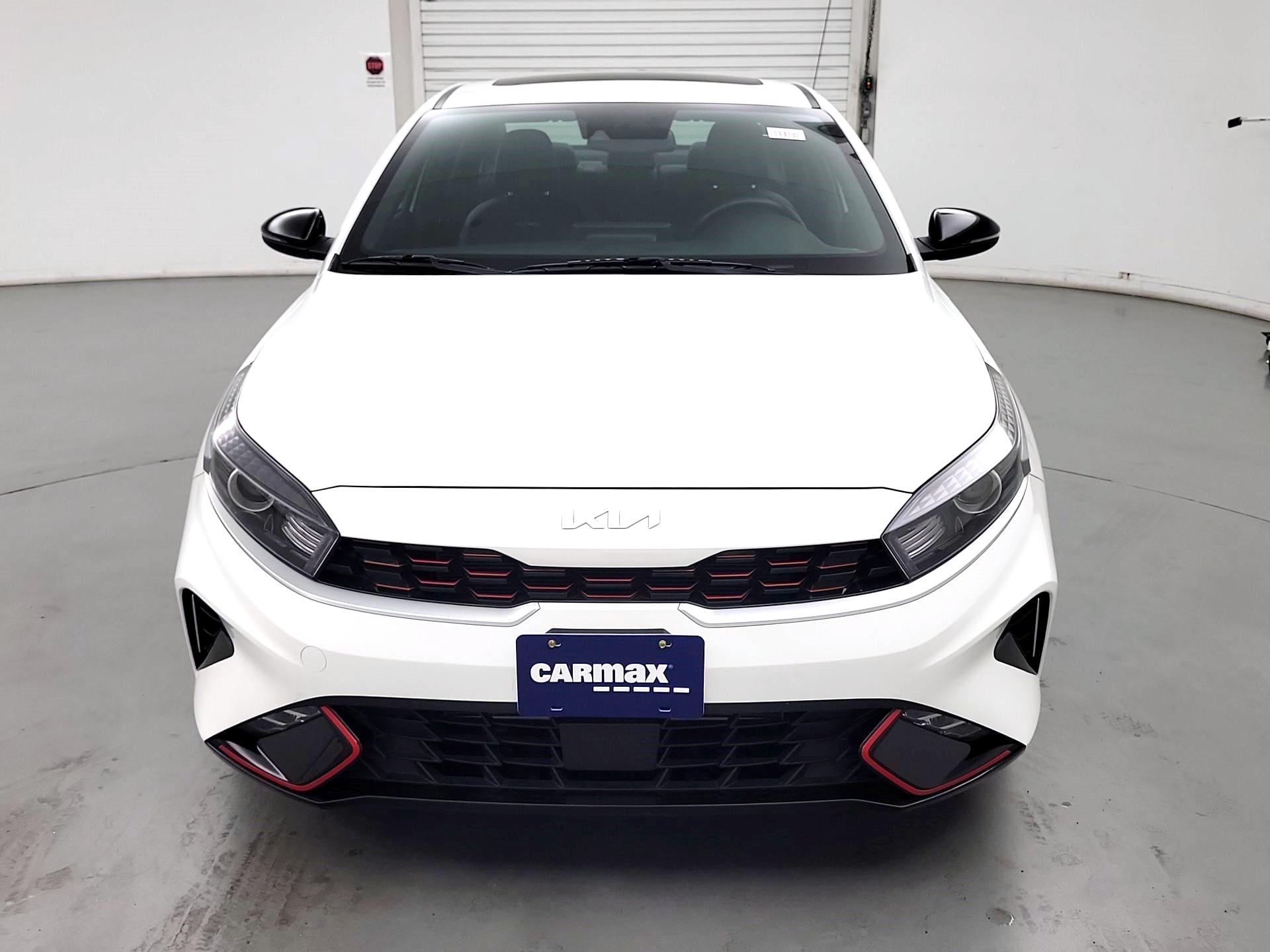 Thumbnail: 2022 Kia Forte - 2