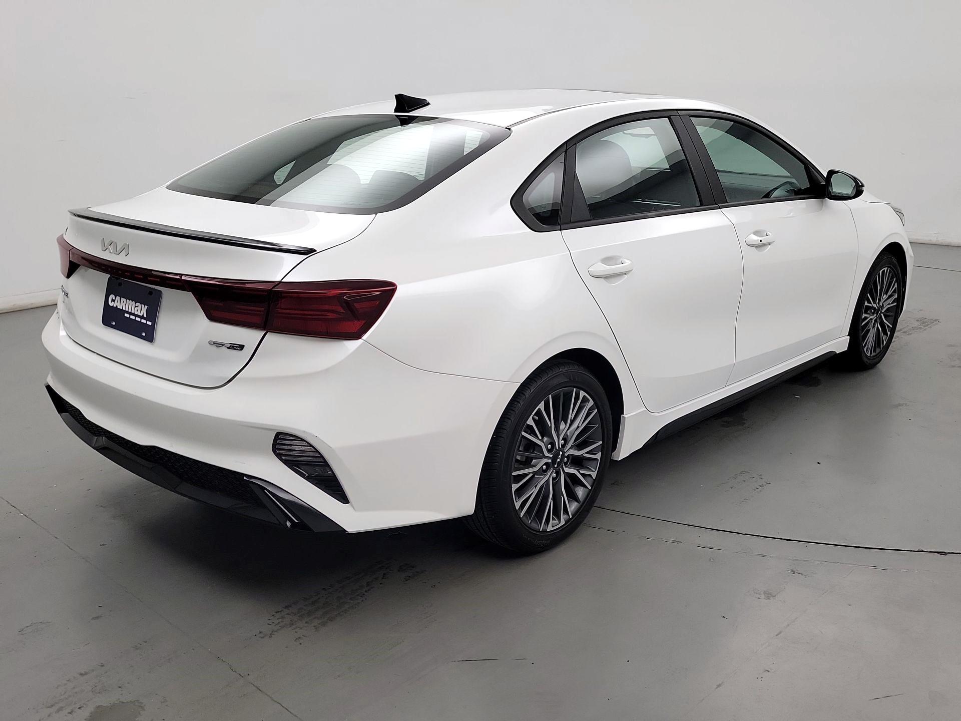 Thumbnail: 2022 Kia Forte - 5
