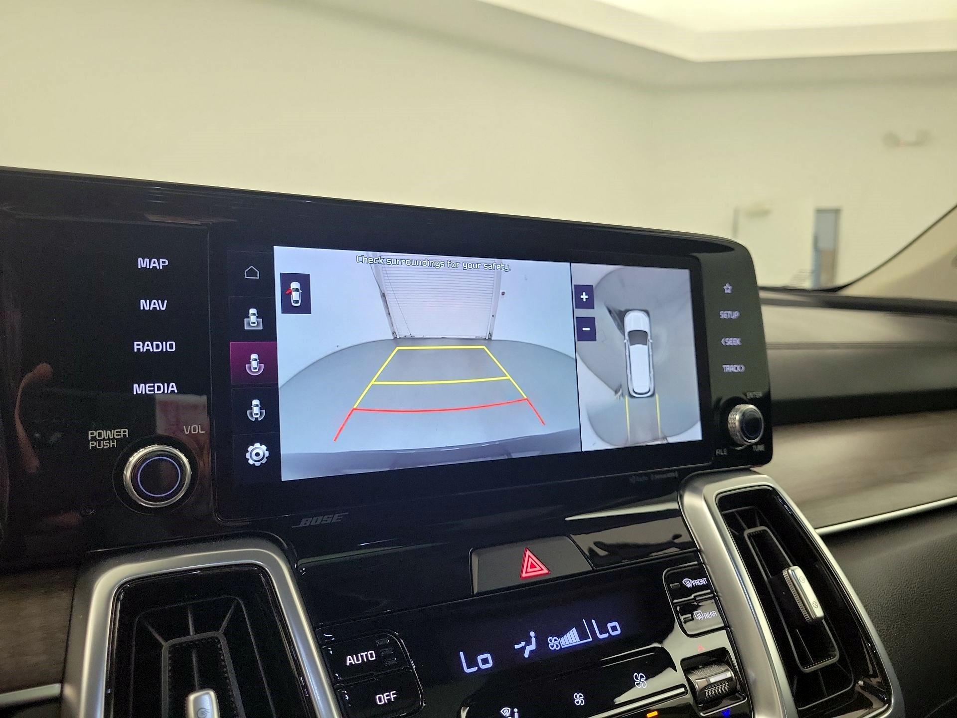Thumbnail: 2022 Kia Sorento - 13