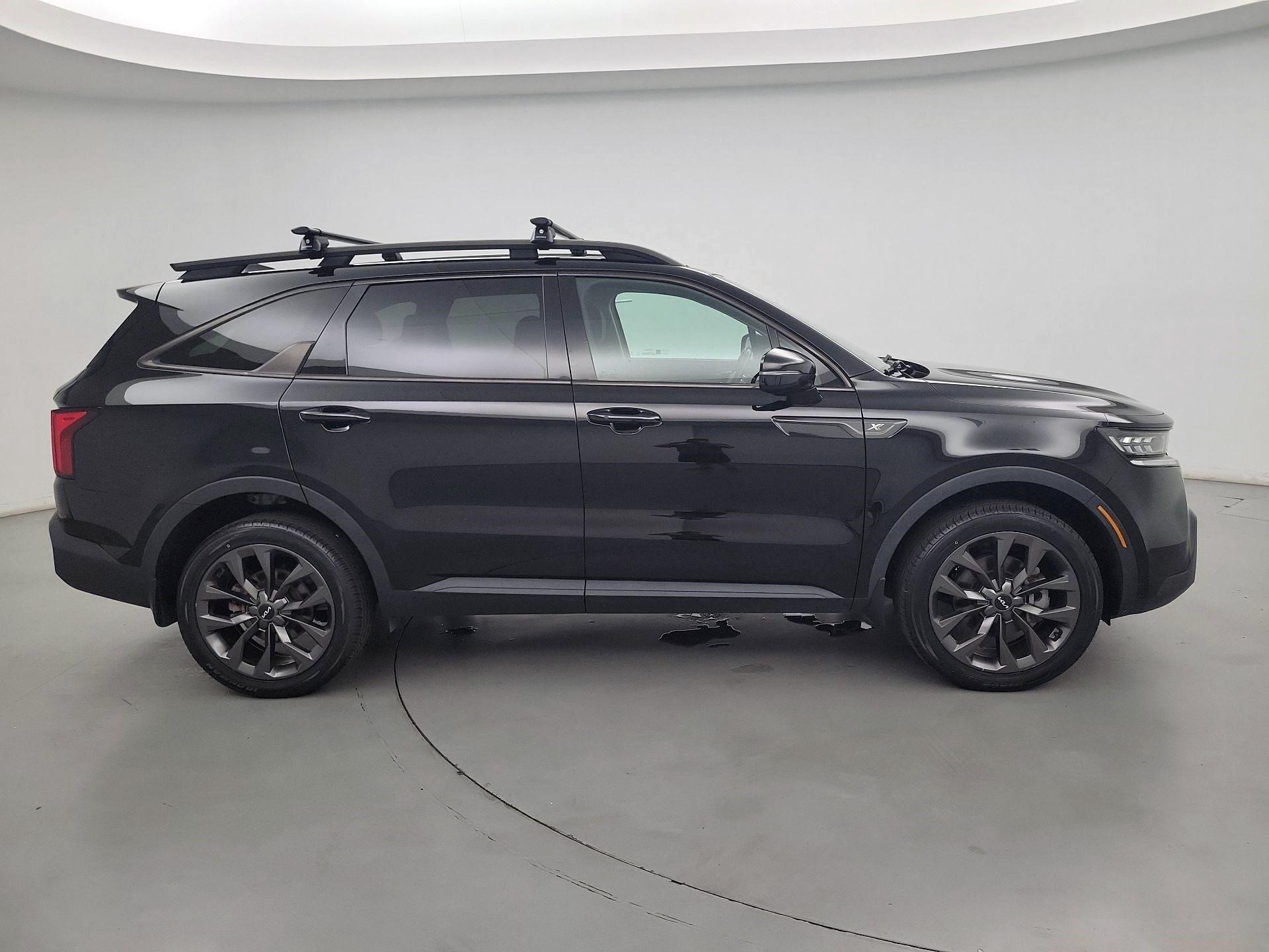 Thumbnail: 2022 Kia Sorento - 4