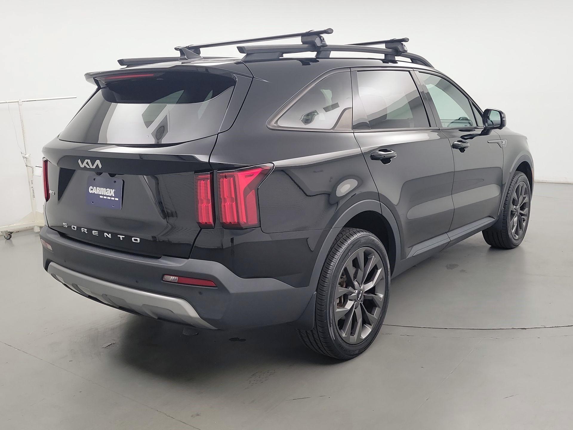 Thumbnail: 2022 Kia Sorento - 5