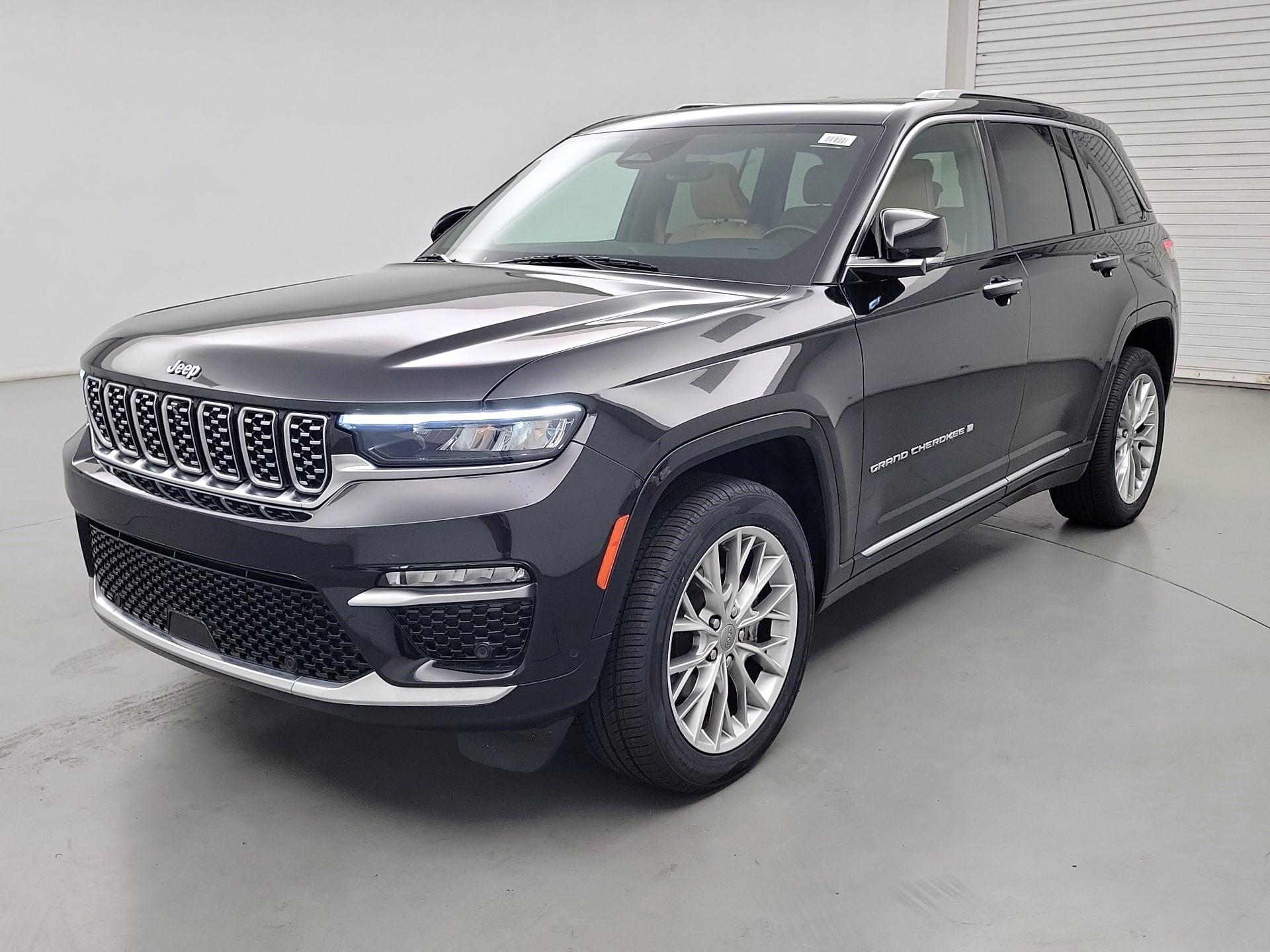 Thumbnail: 2022 Jeep Grand Cherokee - 3
