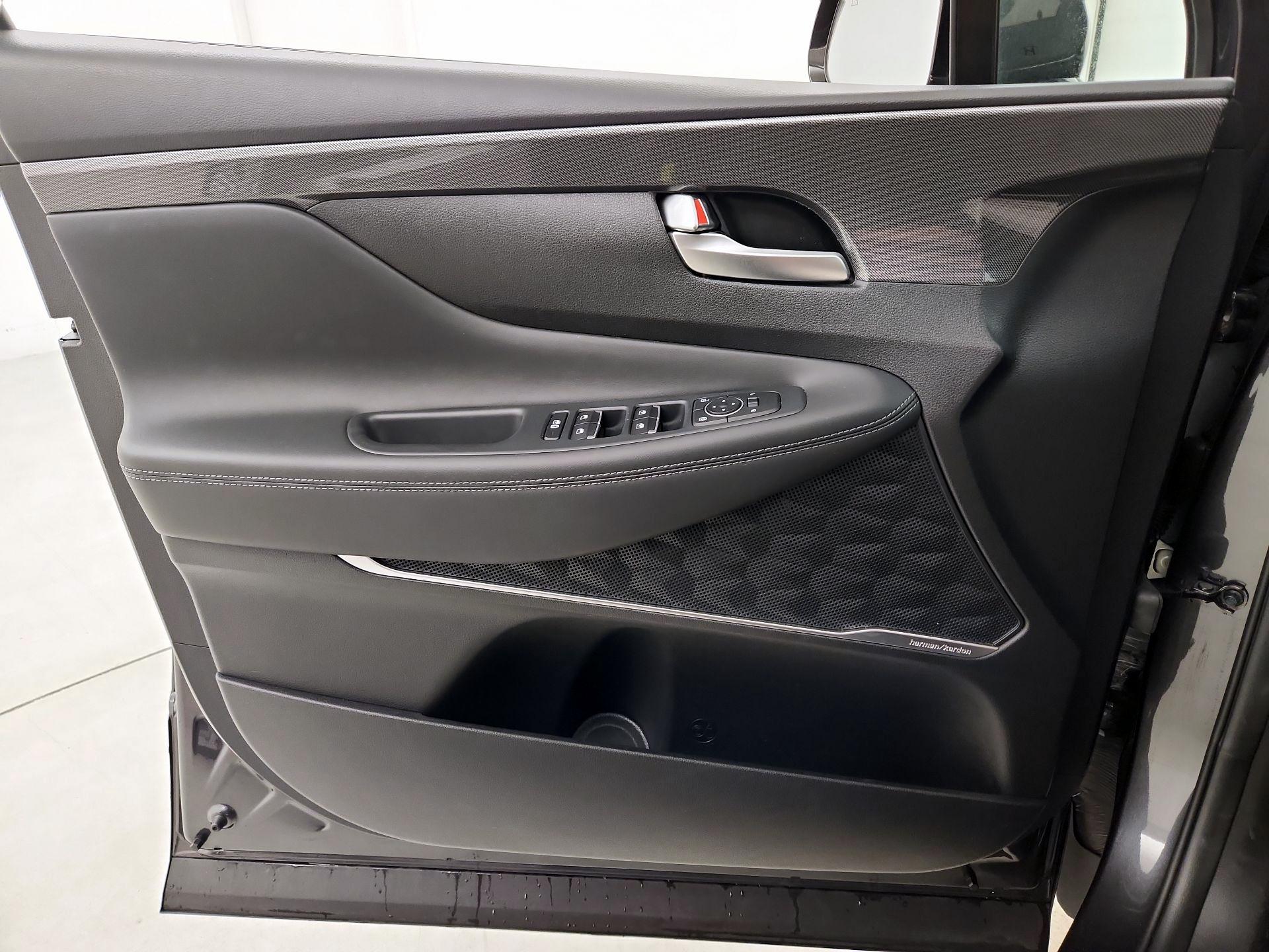 Thumbnail: 2022 Hyundai Santa Fe - 12