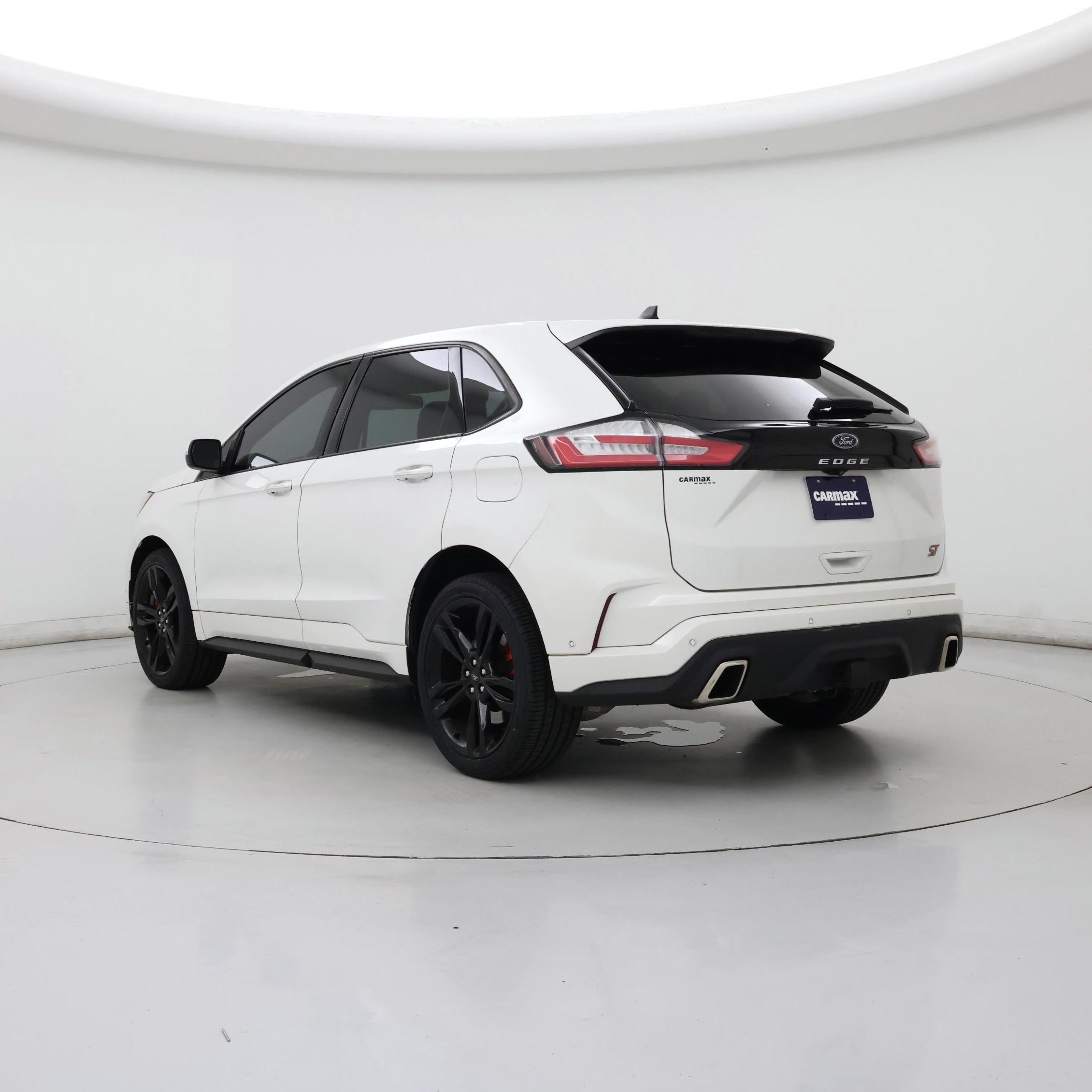 Thumbnail: 2021 Ford Edge - 2